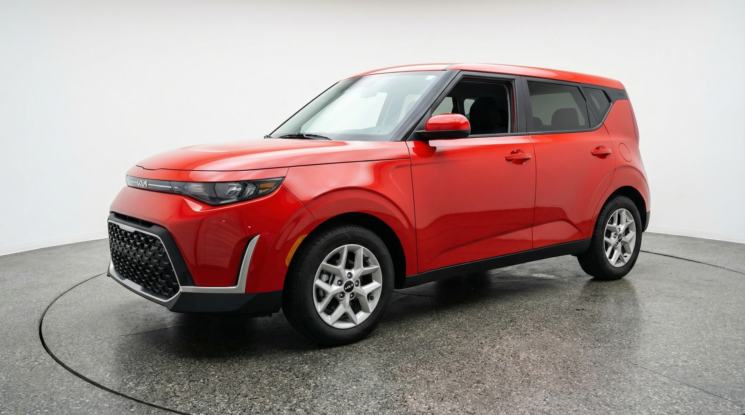 Thumbnail: 2025 Kia Soul - 3