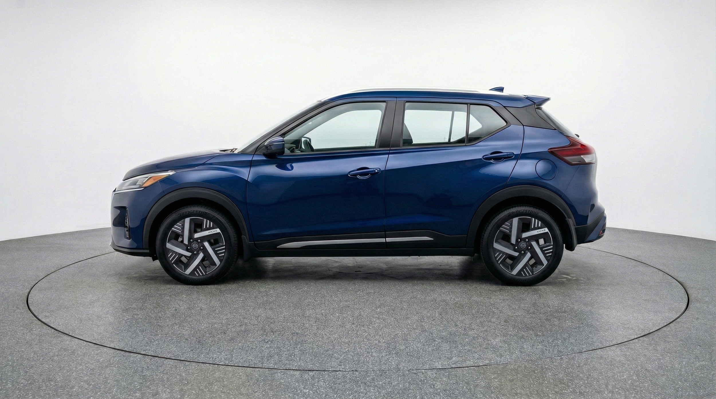 Thumbnail: 2026 Nissan Kicks - 5