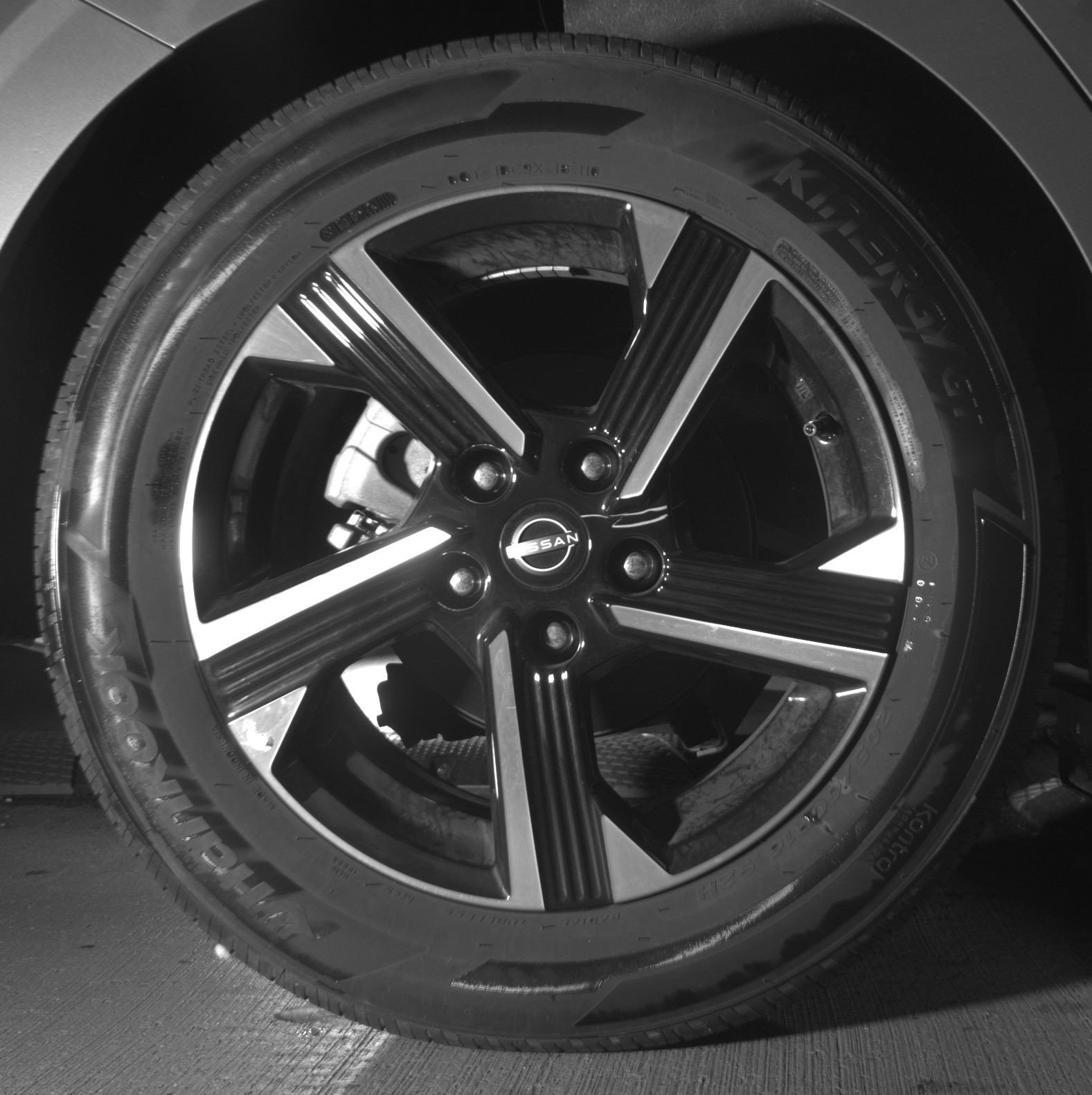 Thumbnail: 2025 Nissan Sentra - 15