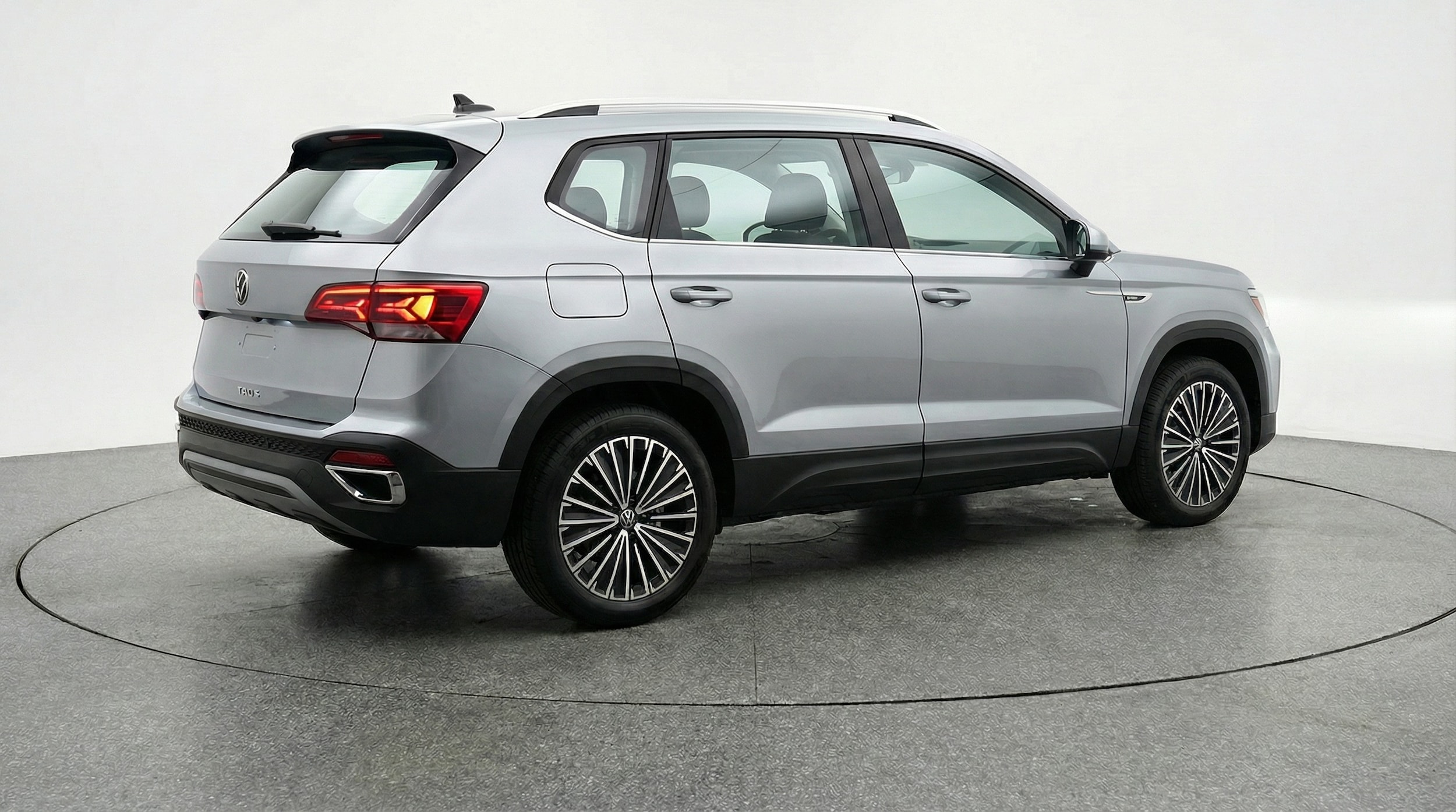 Thumbnail: 2025 Volkswagen Taos - 7