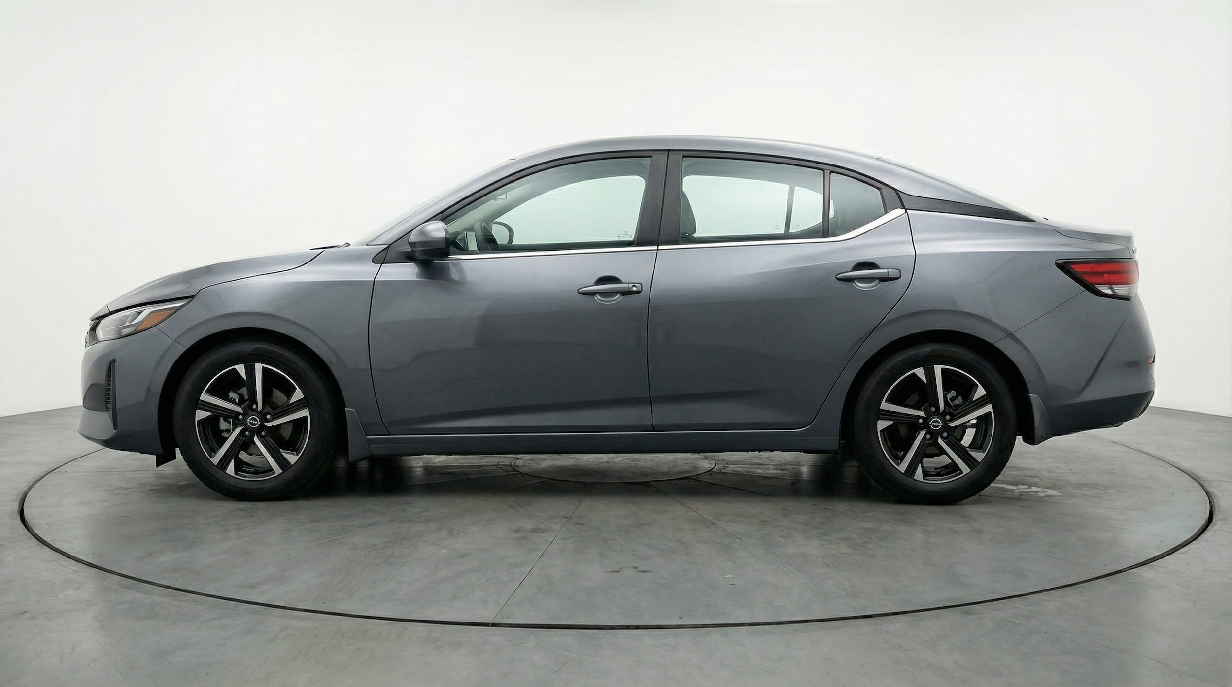 Thumbnail: 2025 Nissan Sentra - 4