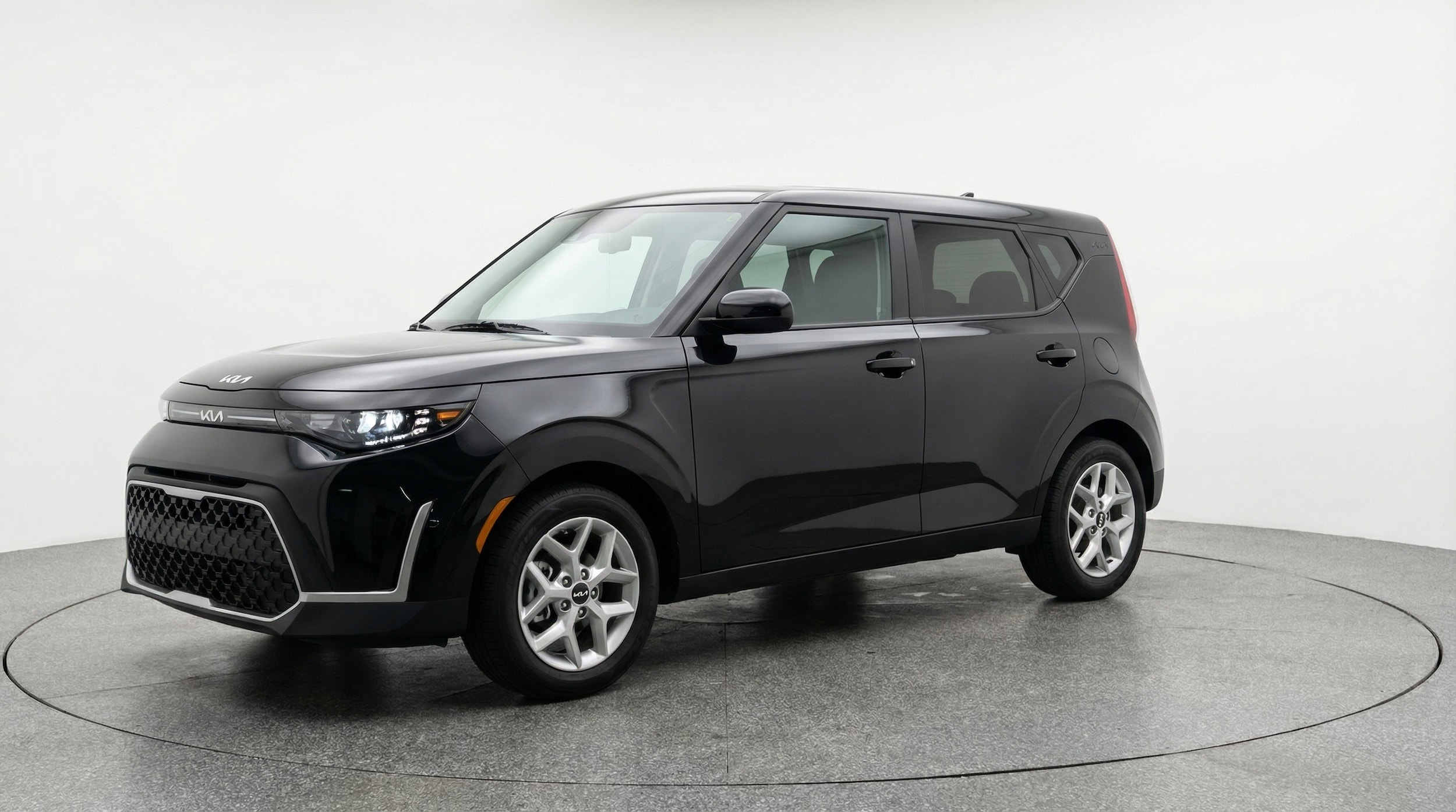 Thumbnail: 2025 Kia Soul - 3