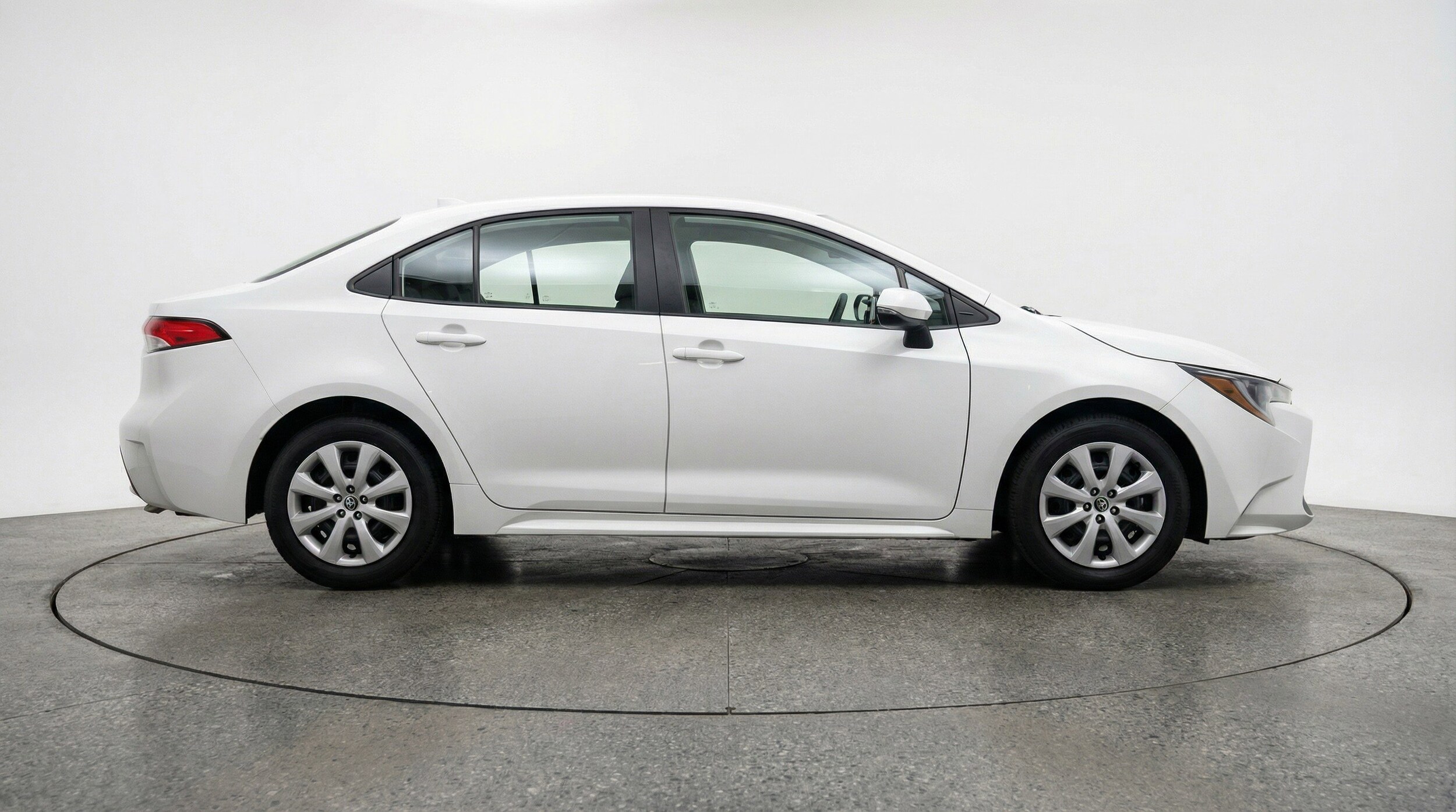 Thumbnail: 2025 Toyota Corolla - 11