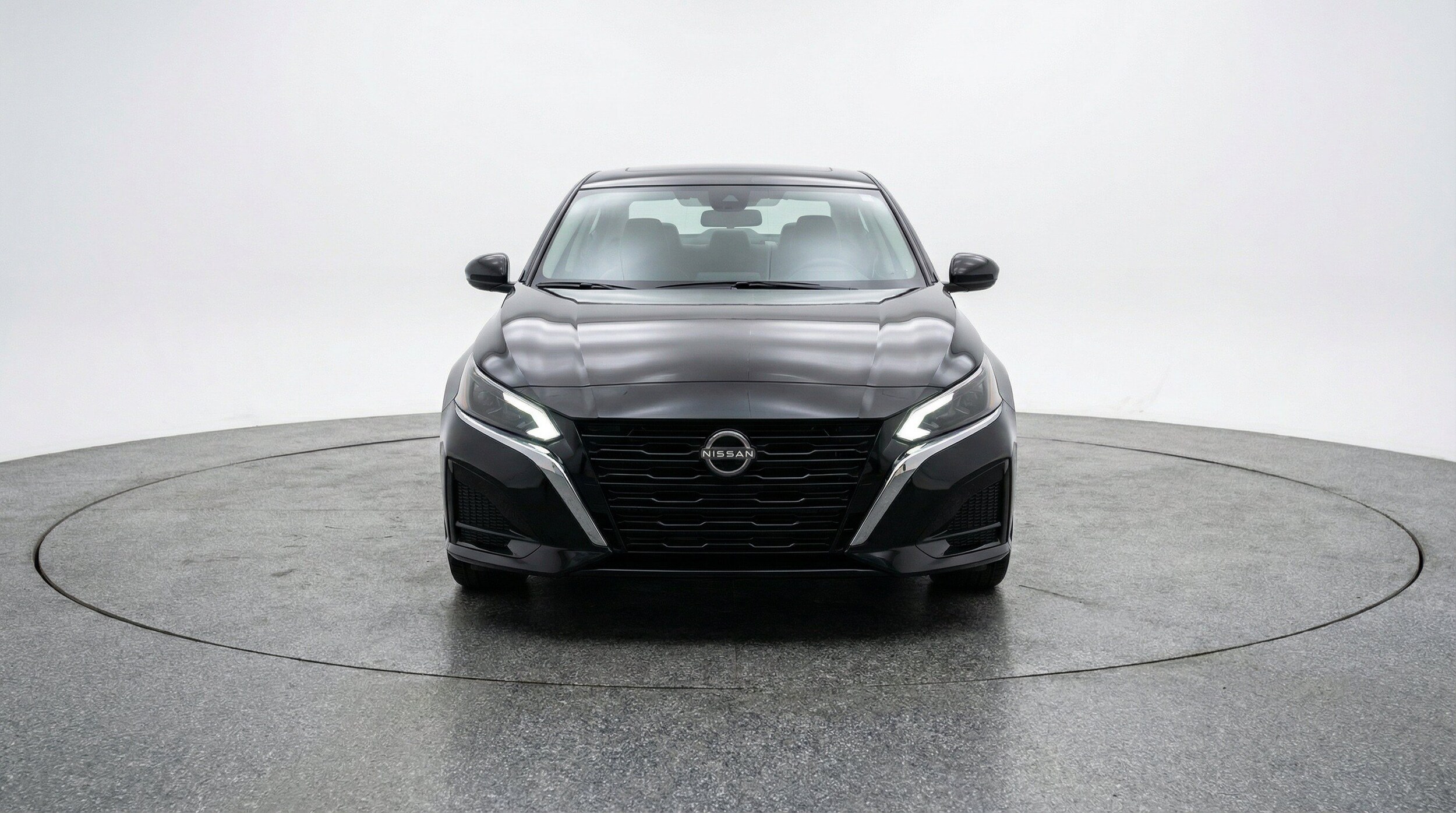 Thumbnail: 2025 Nissan Altima - 2