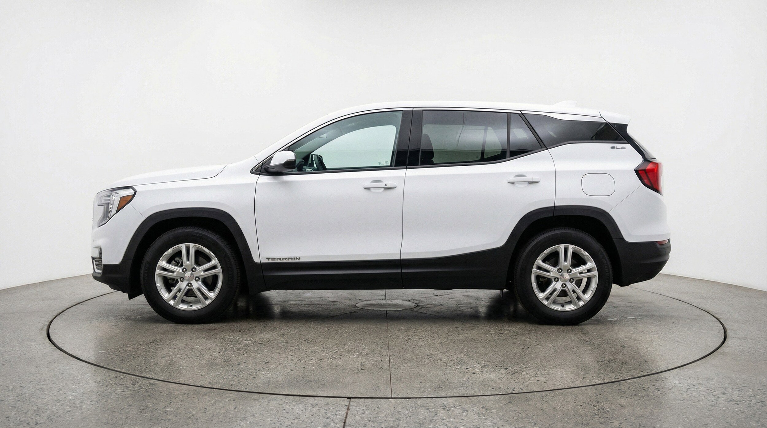 Thumbnail: 2024 GMC Terrain - 5
