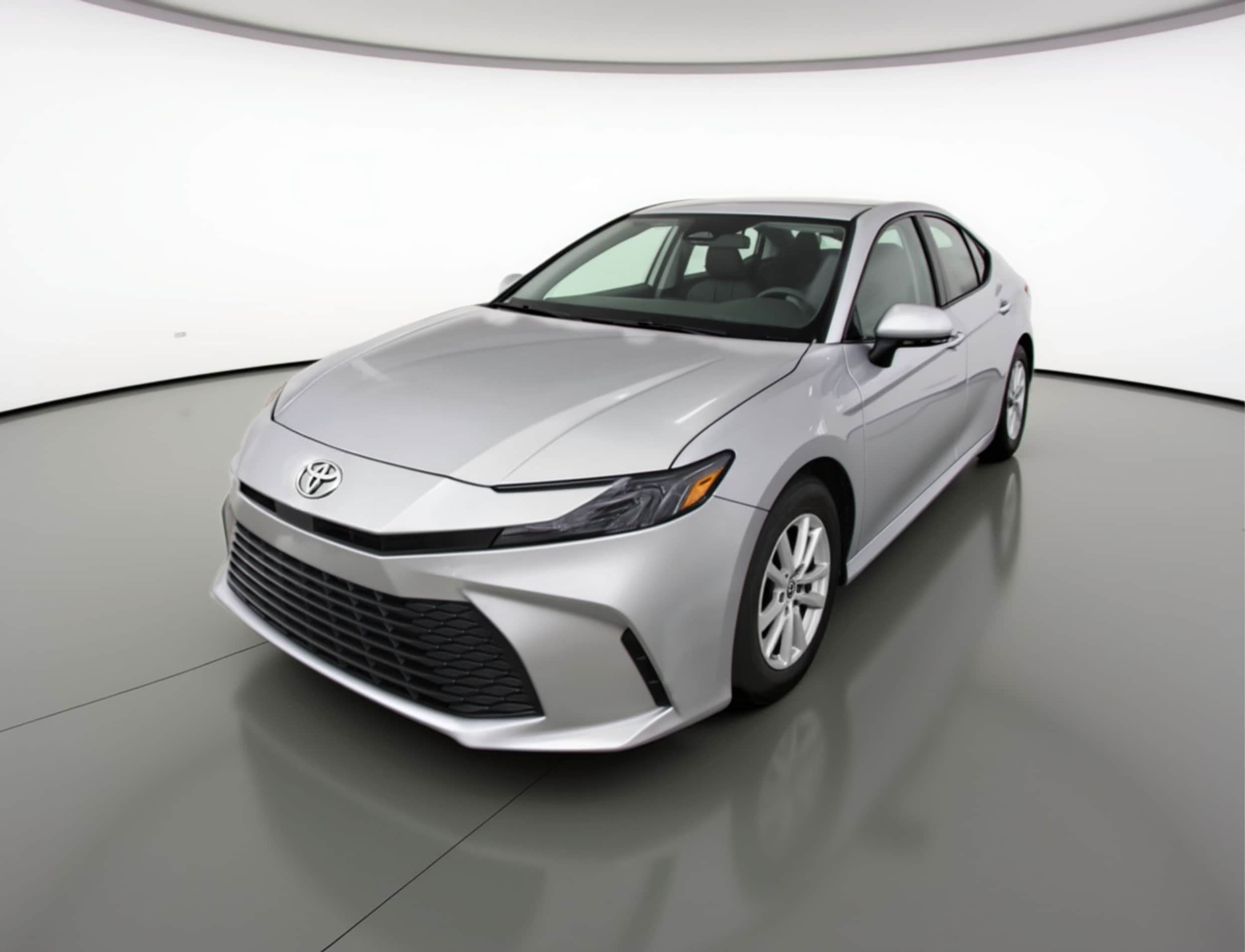Thumbnail: 2025 Toyota Camry - 3
