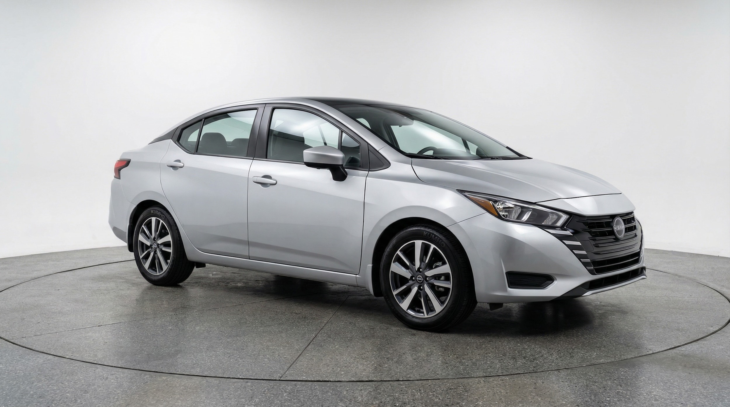 2025 Nissan Versa Sedan SV