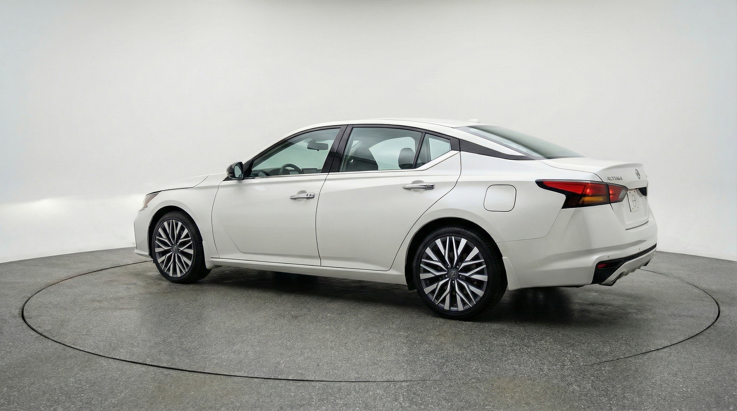 Thumbnail: 2025 Nissan Altima - 6