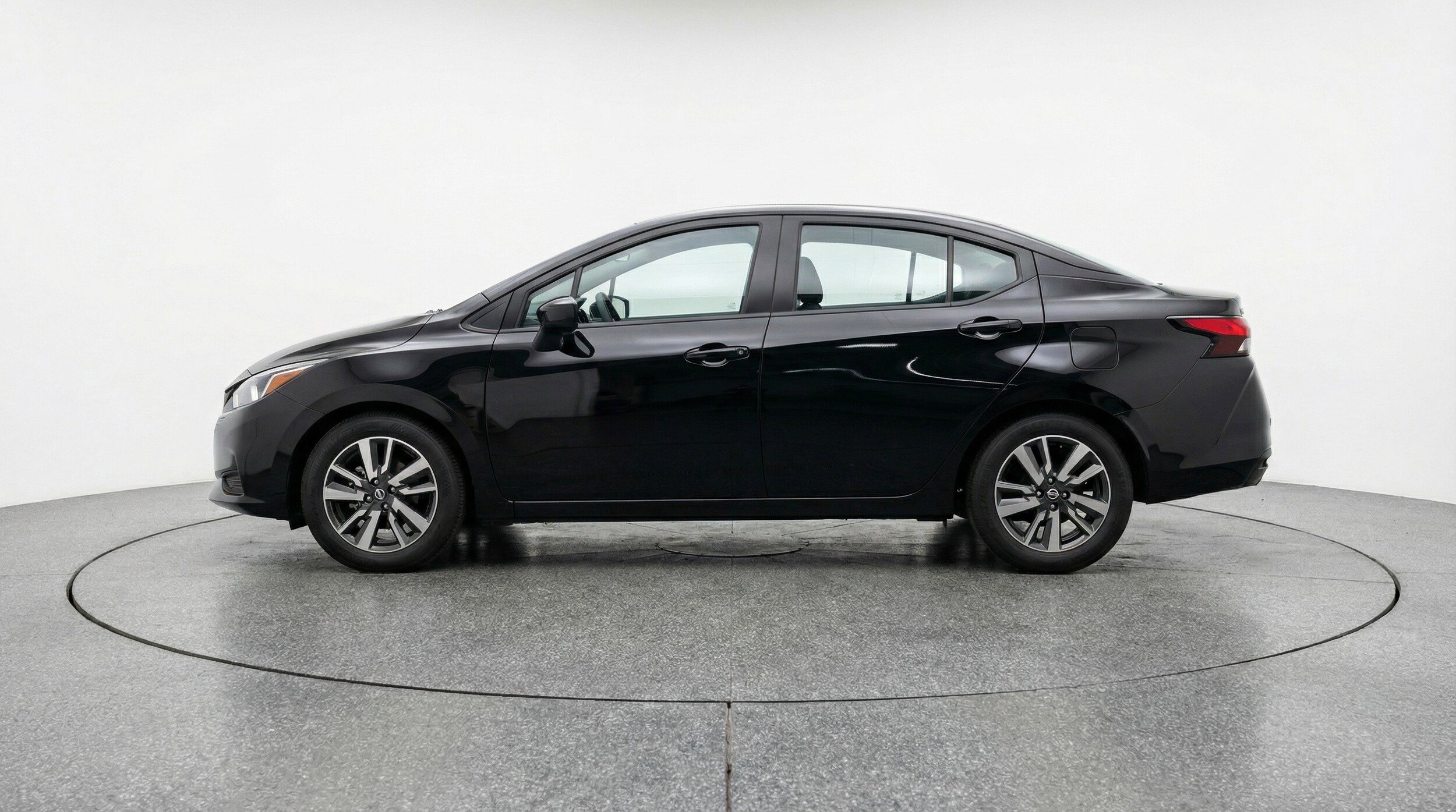 Thumbnail: 2025 Nissan Versa - 5