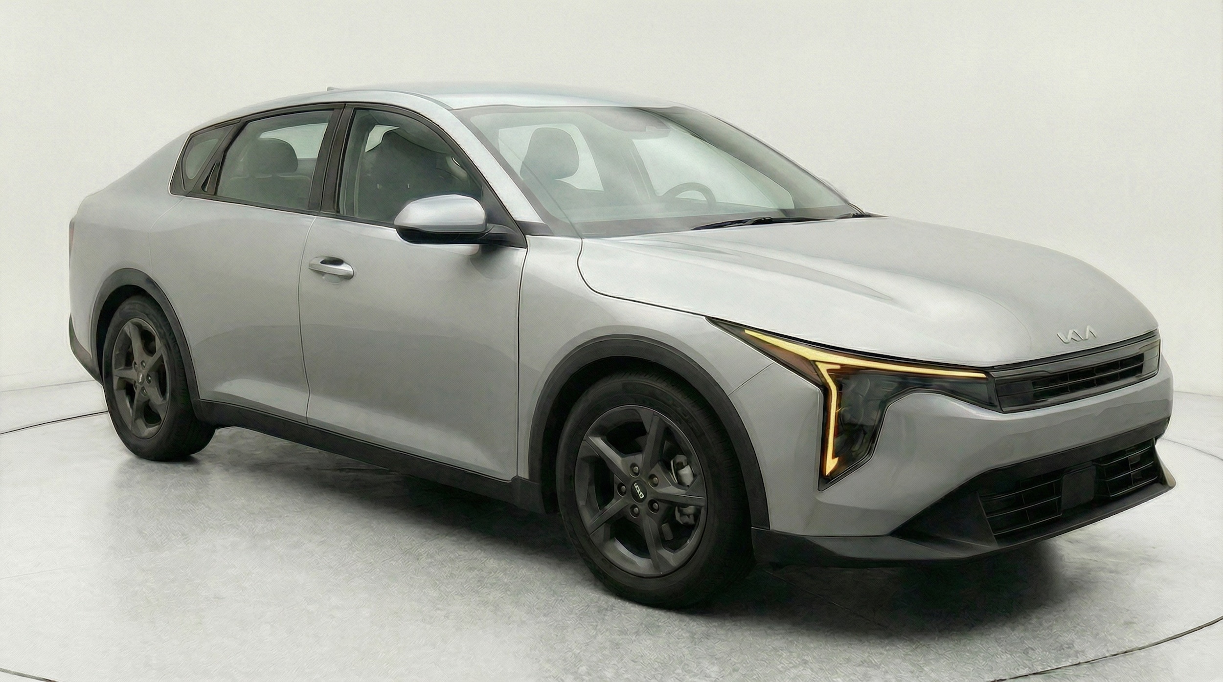 Thumbnail: 2025 Kia K4 - 1