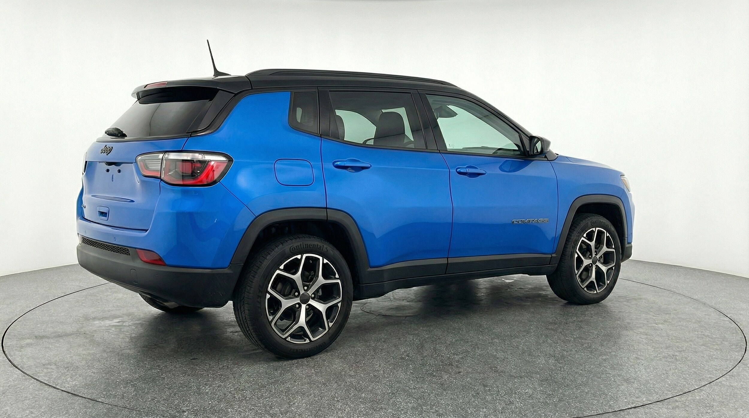 Thumbnail: 2025 Jeep Compass - 9