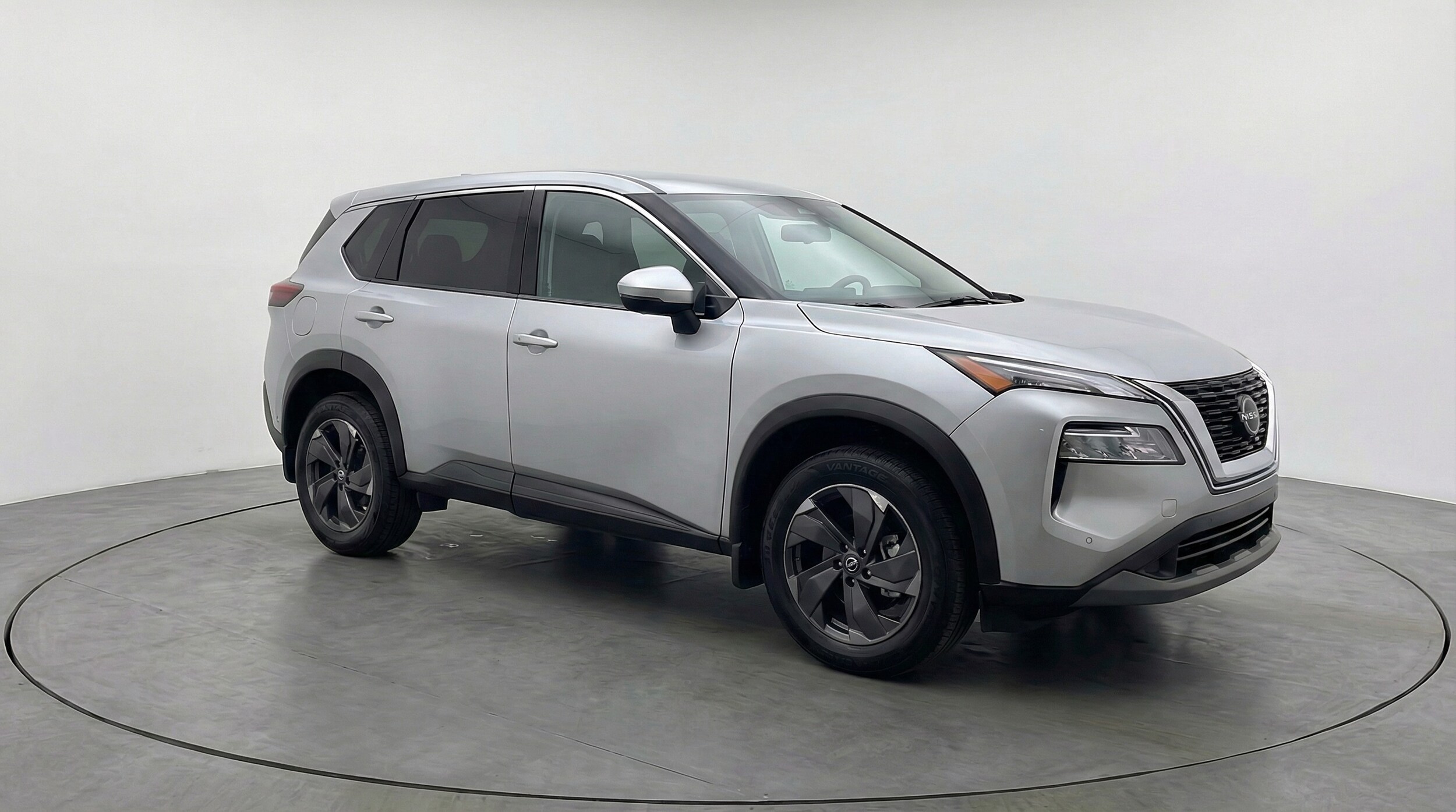 Thumbnail: 2025 Nissan Rogue - 1