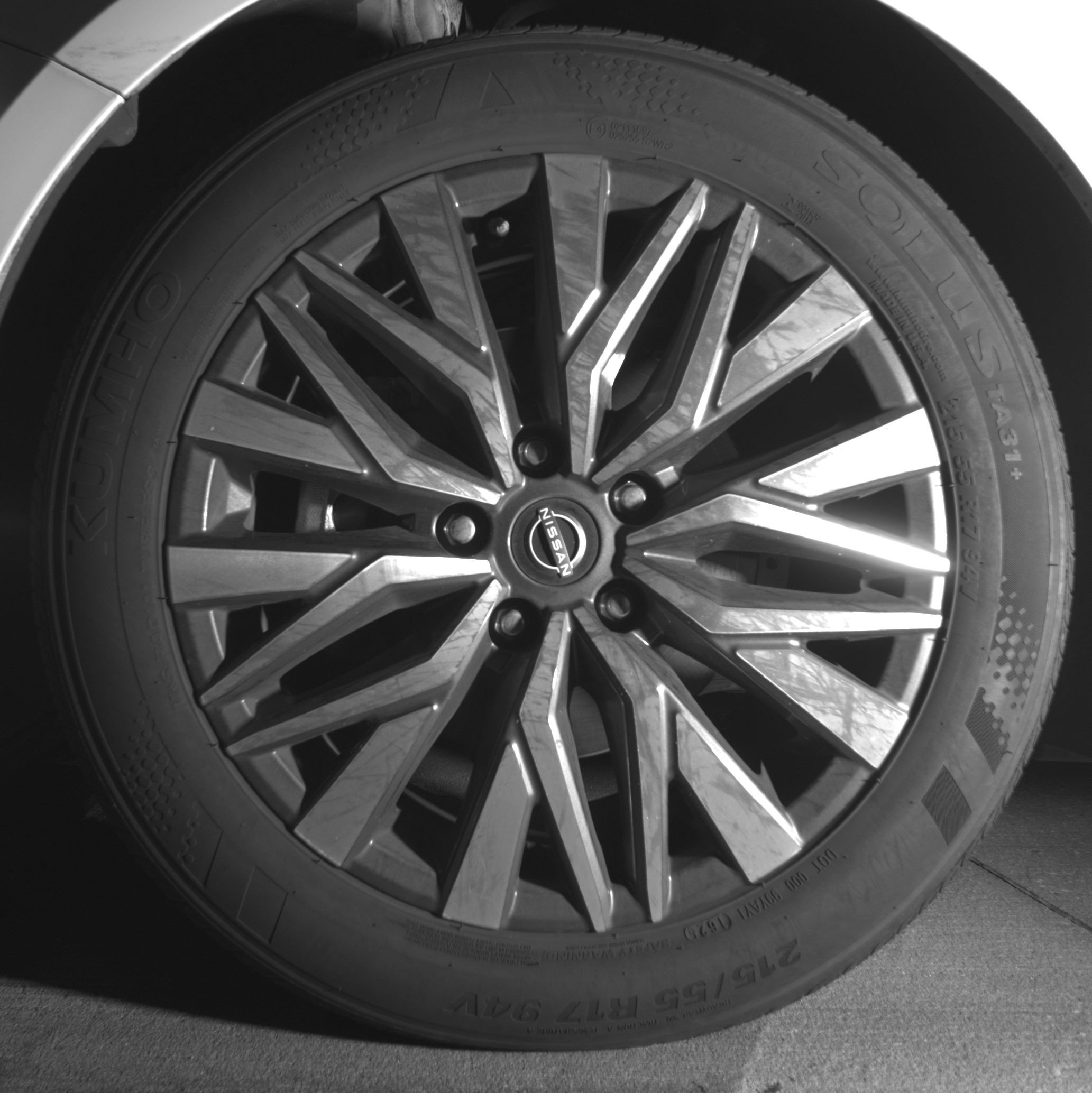 Thumbnail: 2025 Nissan Altima - 12