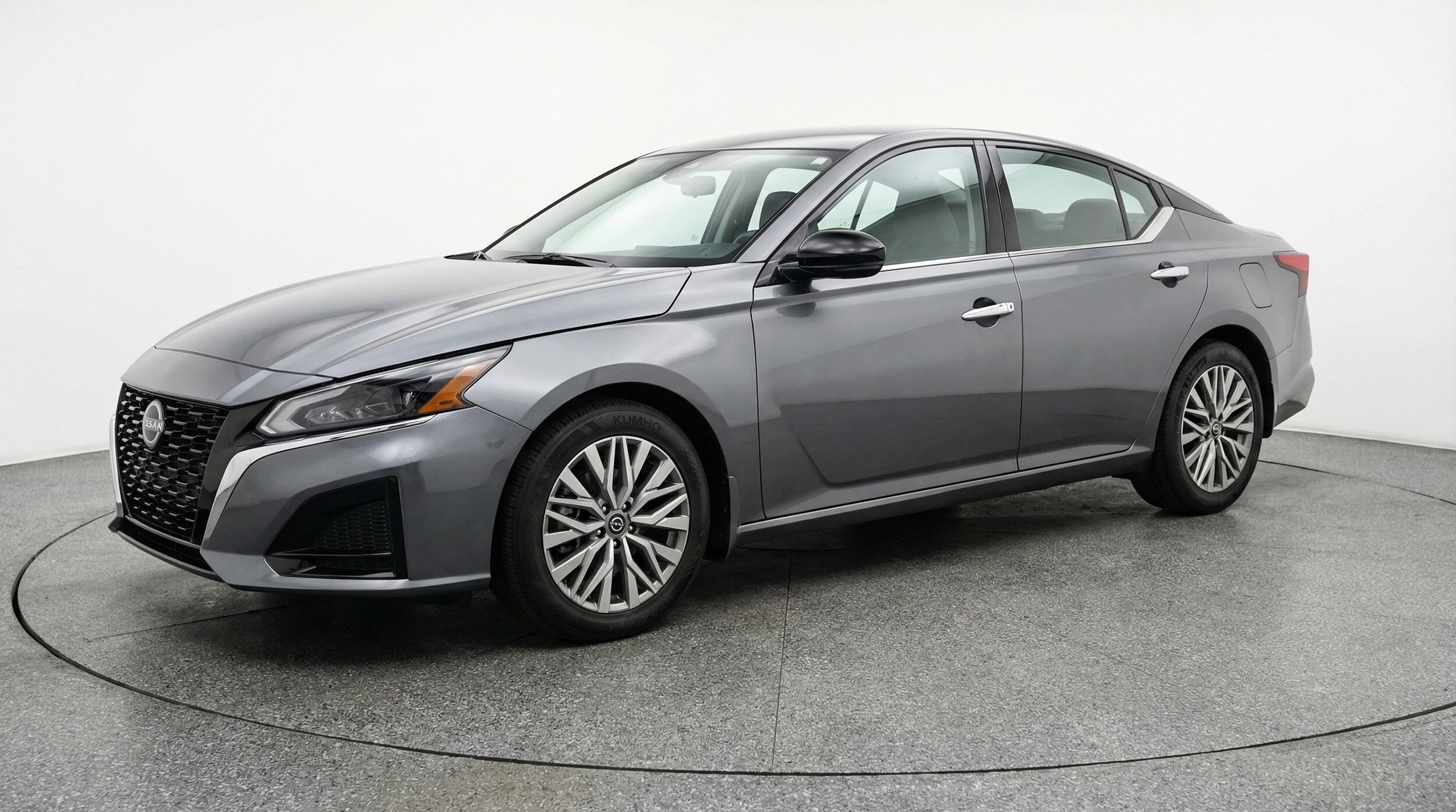 Thumbnail: 2025 Nissan Altima - 3