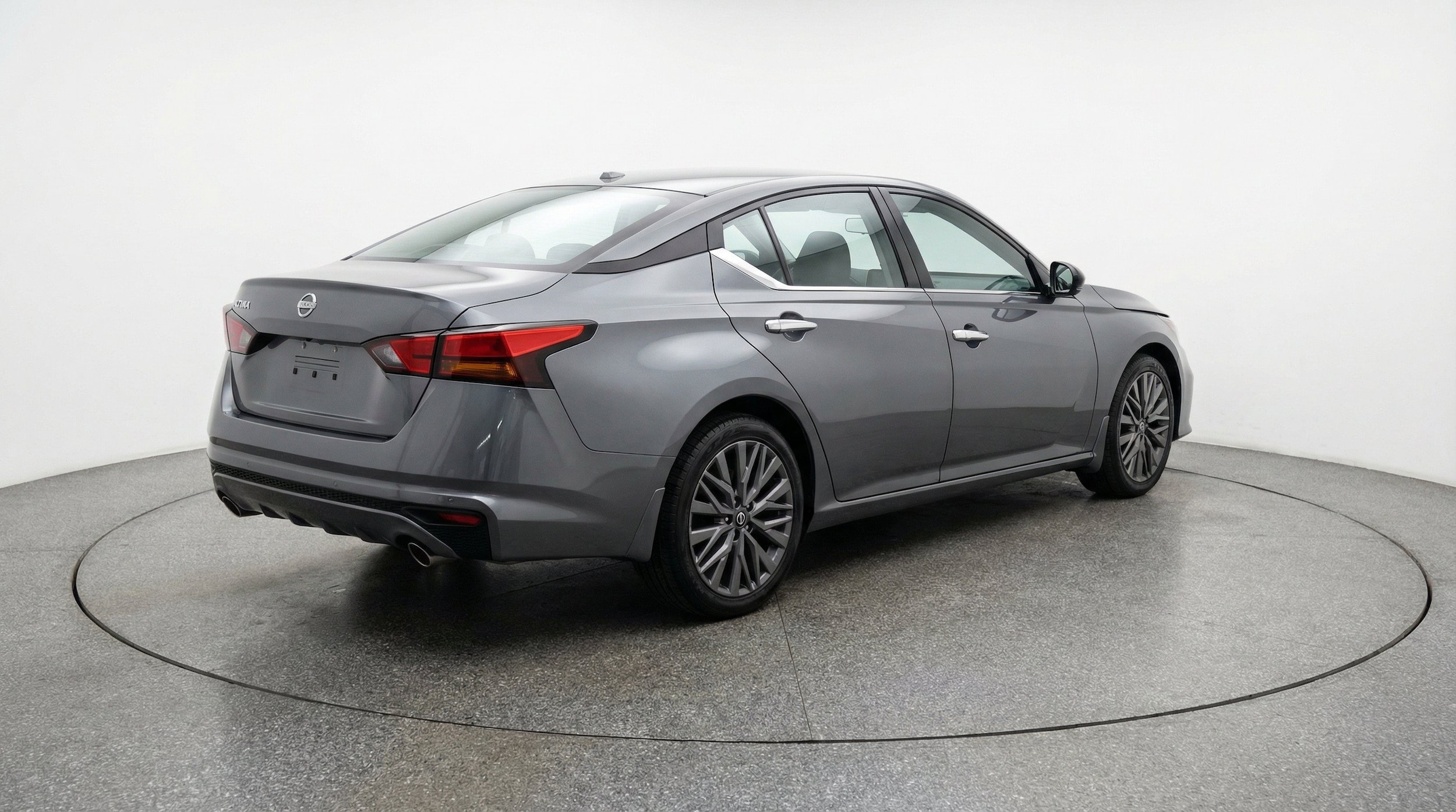 Thumbnail: 2025 Nissan Altima - 9