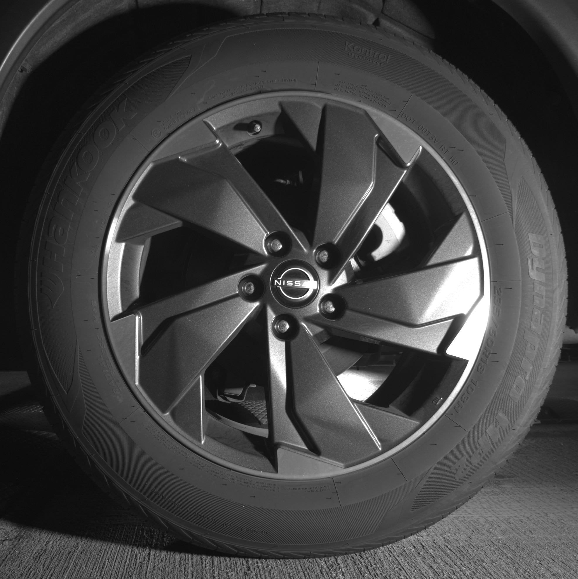 Thumbnail: 2025 Nissan Rogue - 14