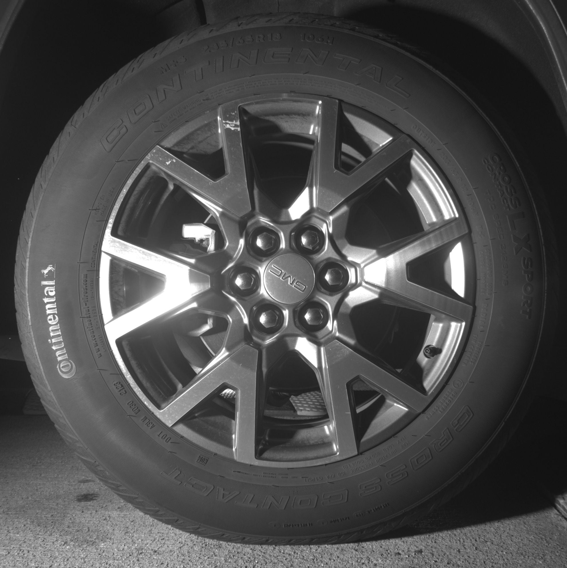 Thumbnail: 2023 GMC Acadia - 12