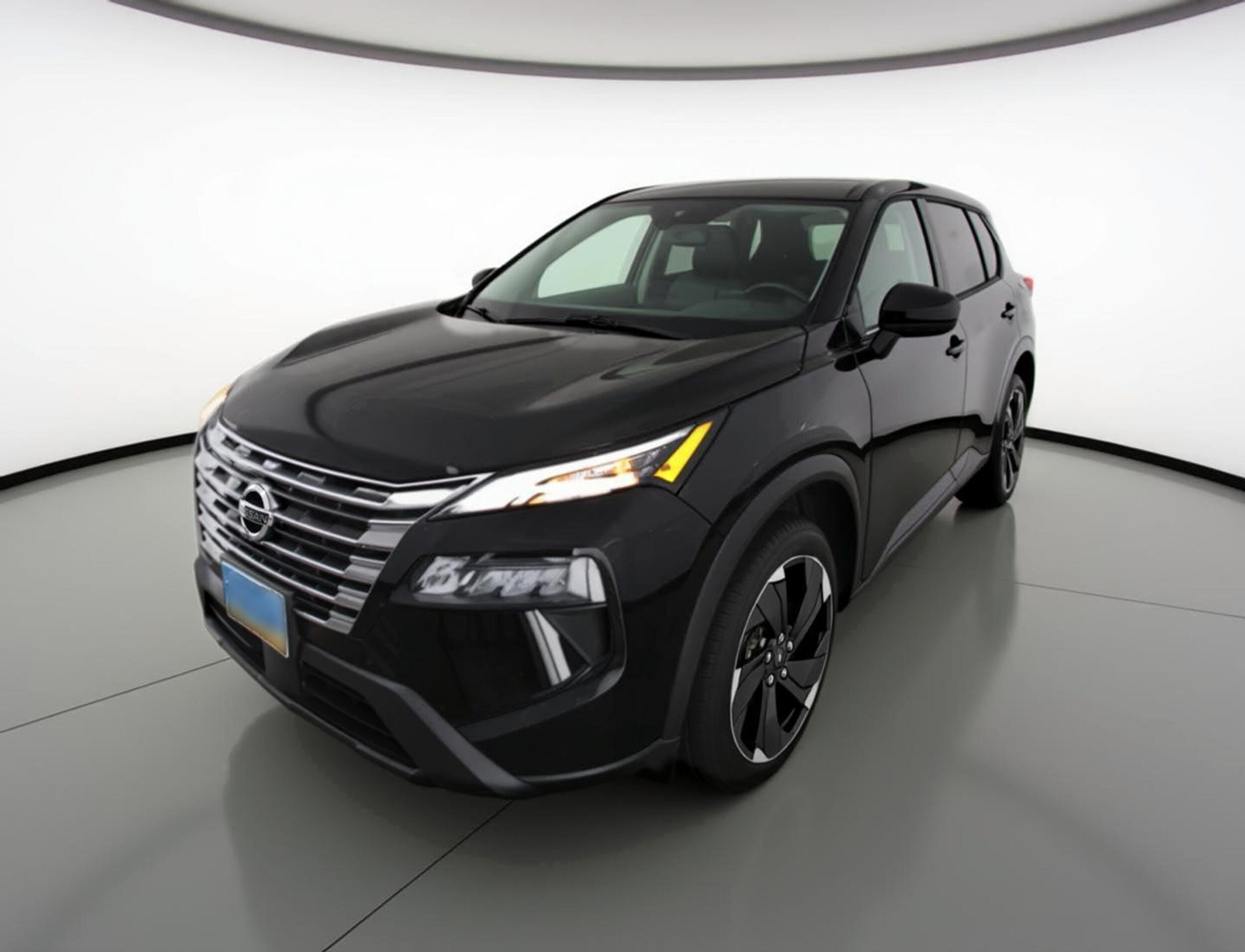 Thumbnail: 2025 Nissan Rogue - 3