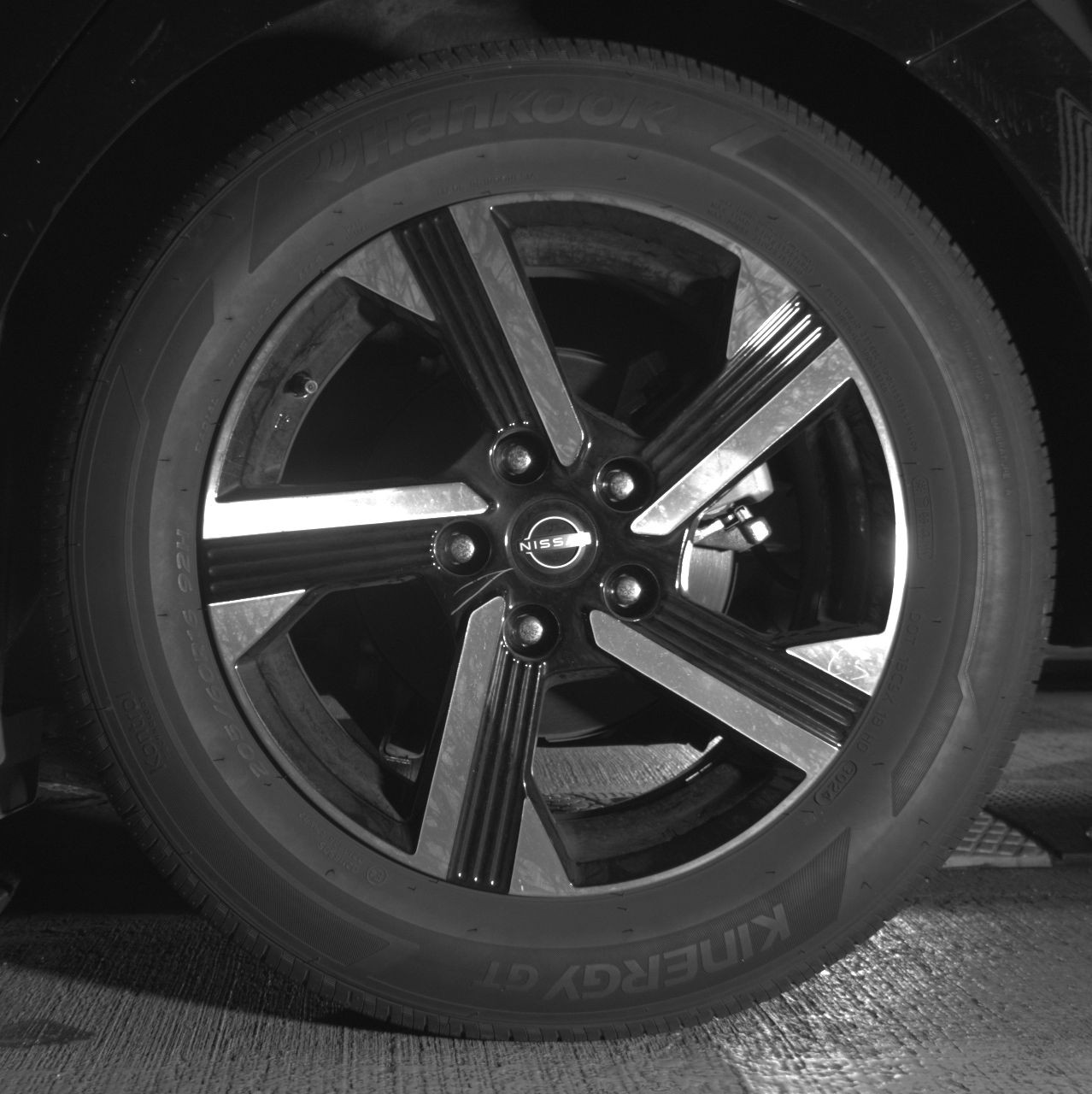 Thumbnail: 2025 Nissan Sentra - 11