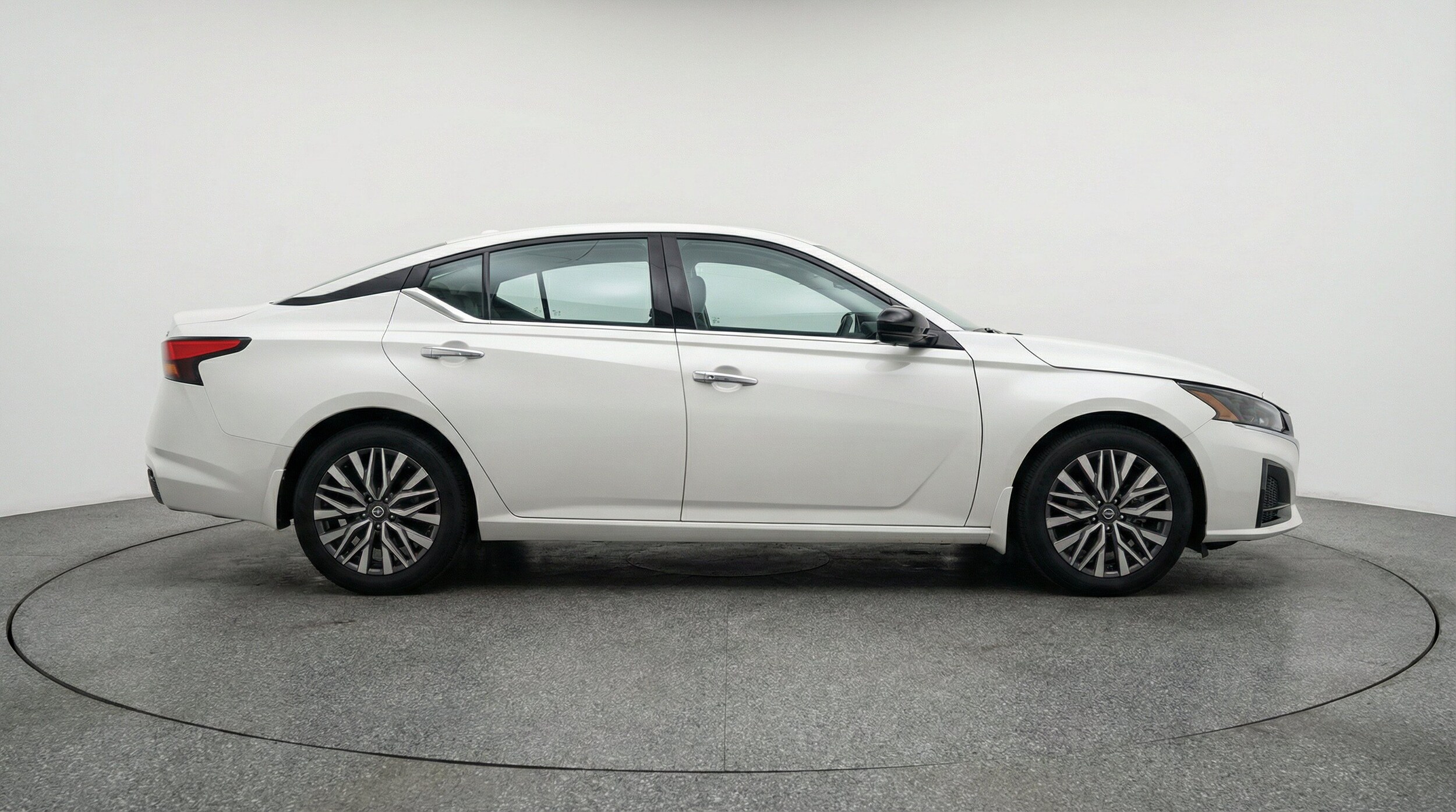 Thumbnail: 2025 Nissan Altima - 11