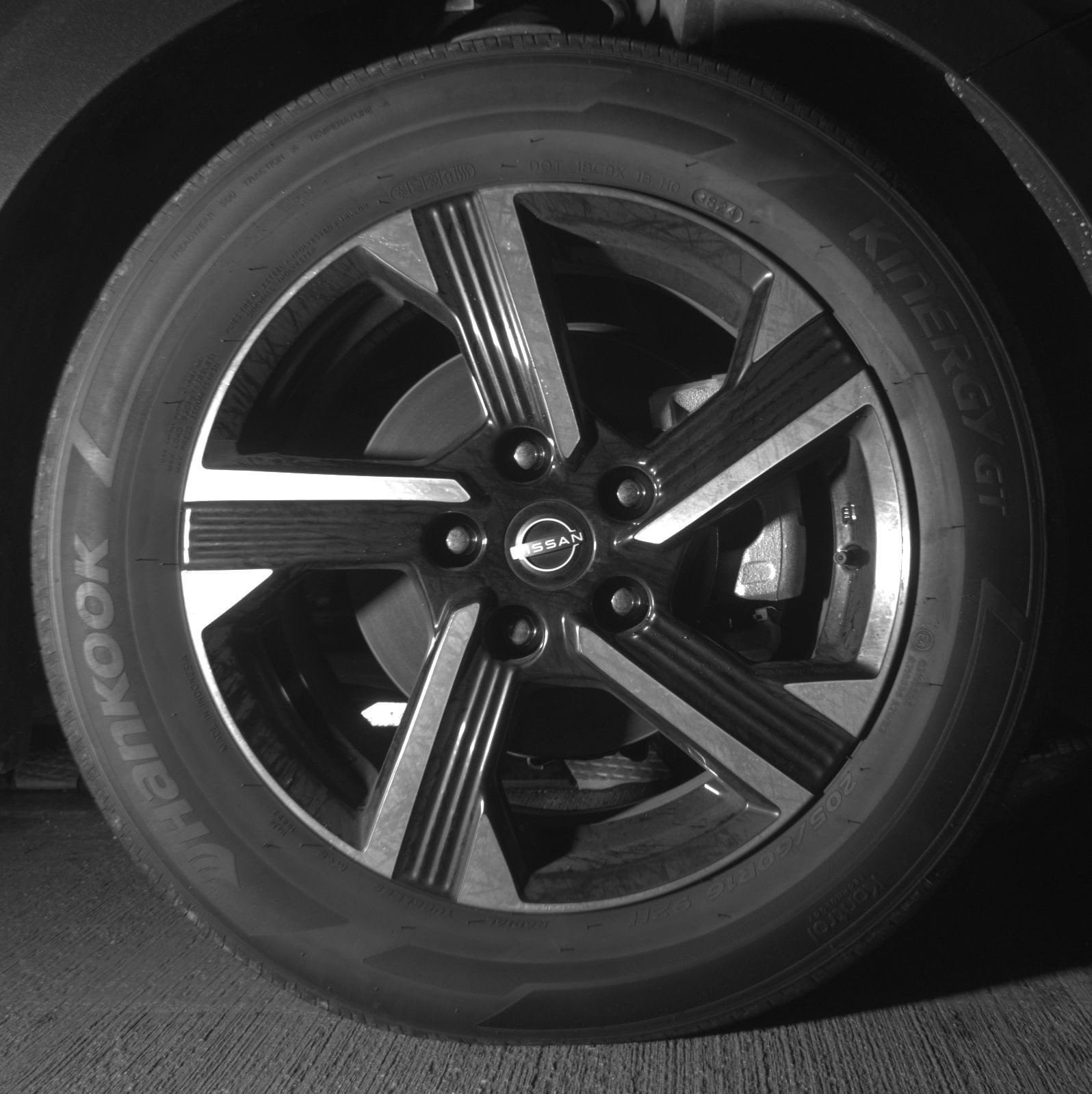 Thumbnail: 2025 Nissan Sentra - 13