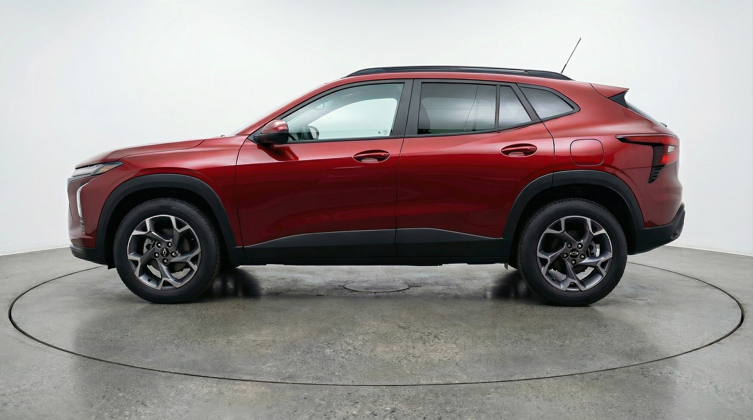 Thumbnail: 2025 Chevrolet Trax - 4