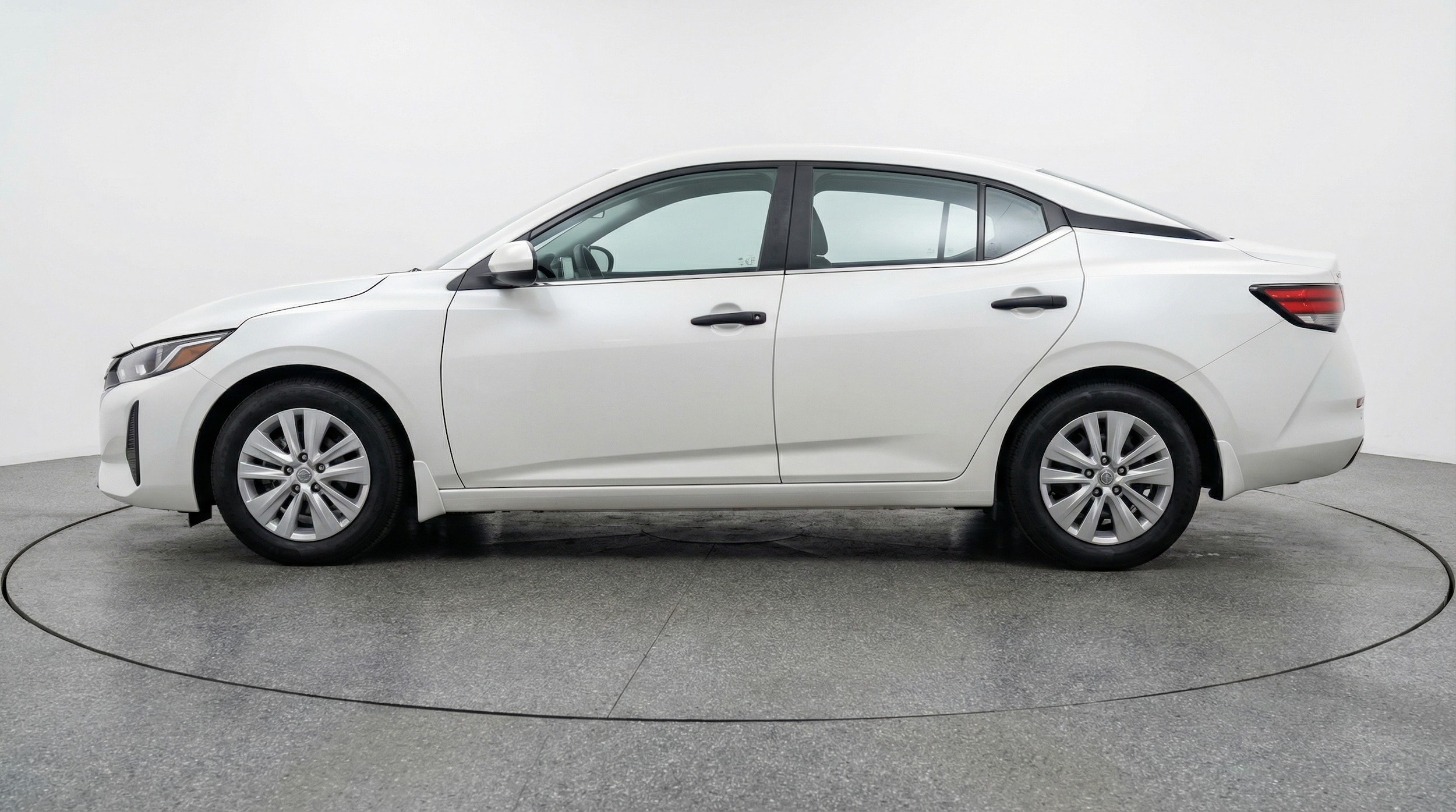 Thumbnail: 2025 Nissan Sentra - 4