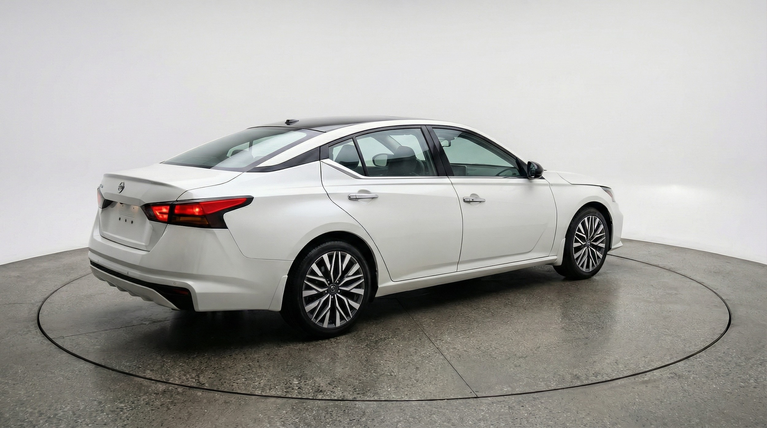 Thumbnail: 2025 Nissan Altima - 7