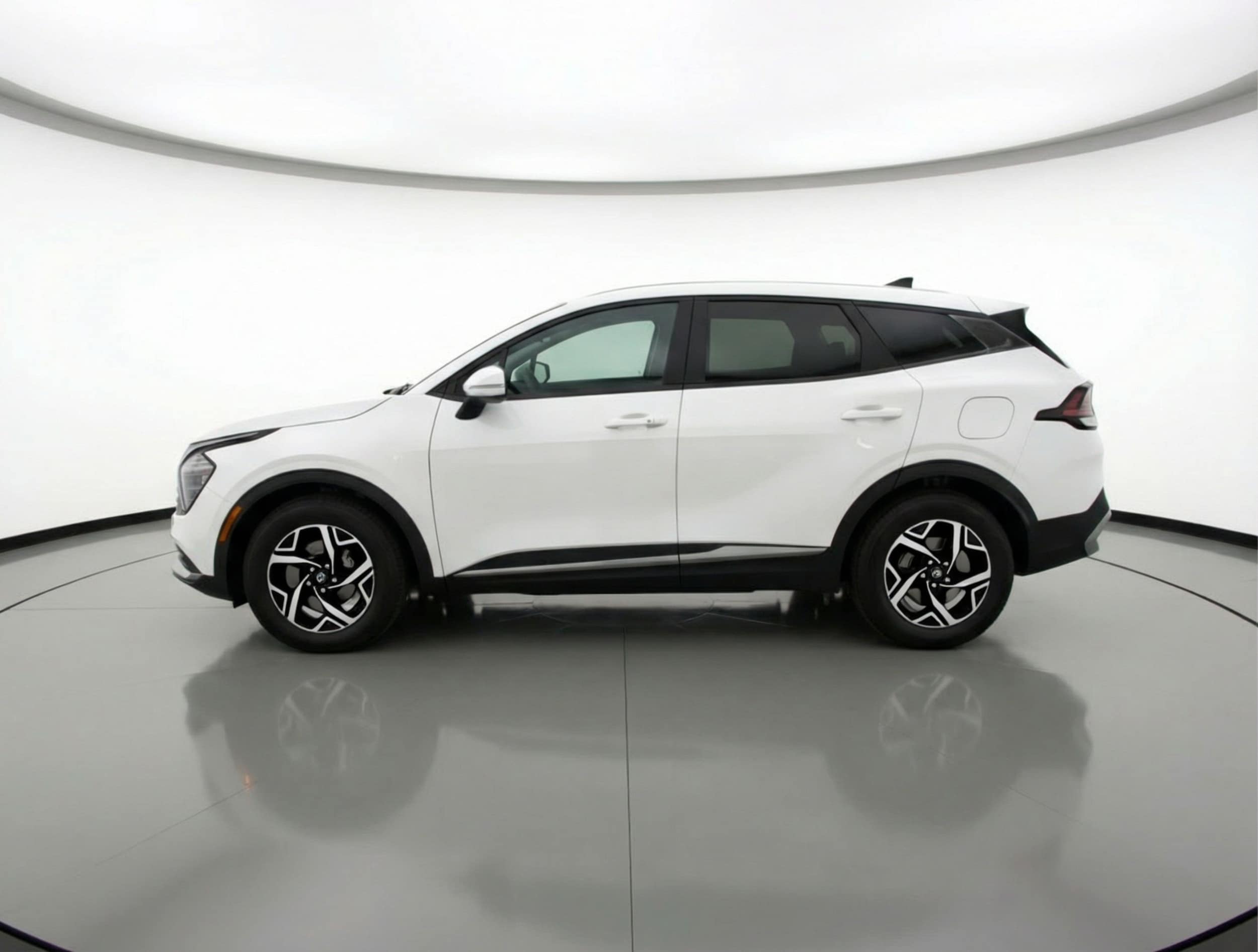 Thumbnail: 2025 Kia Sportage - 4