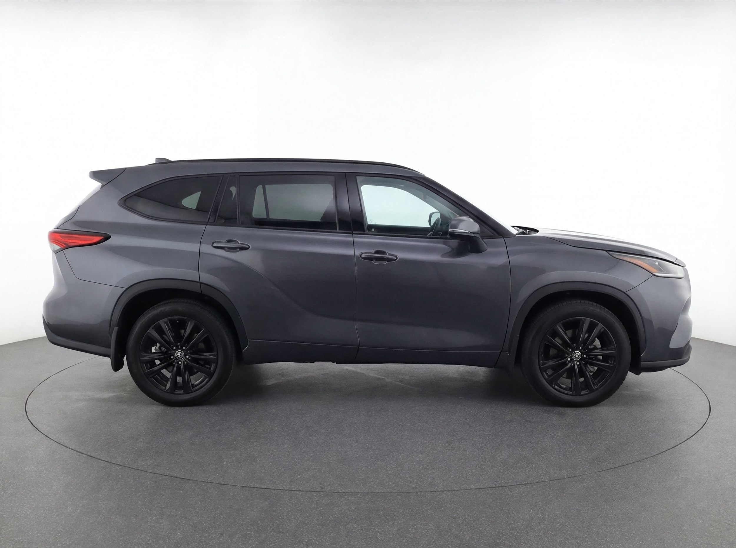 Thumbnail: 2024 Toyota Highlander - 11