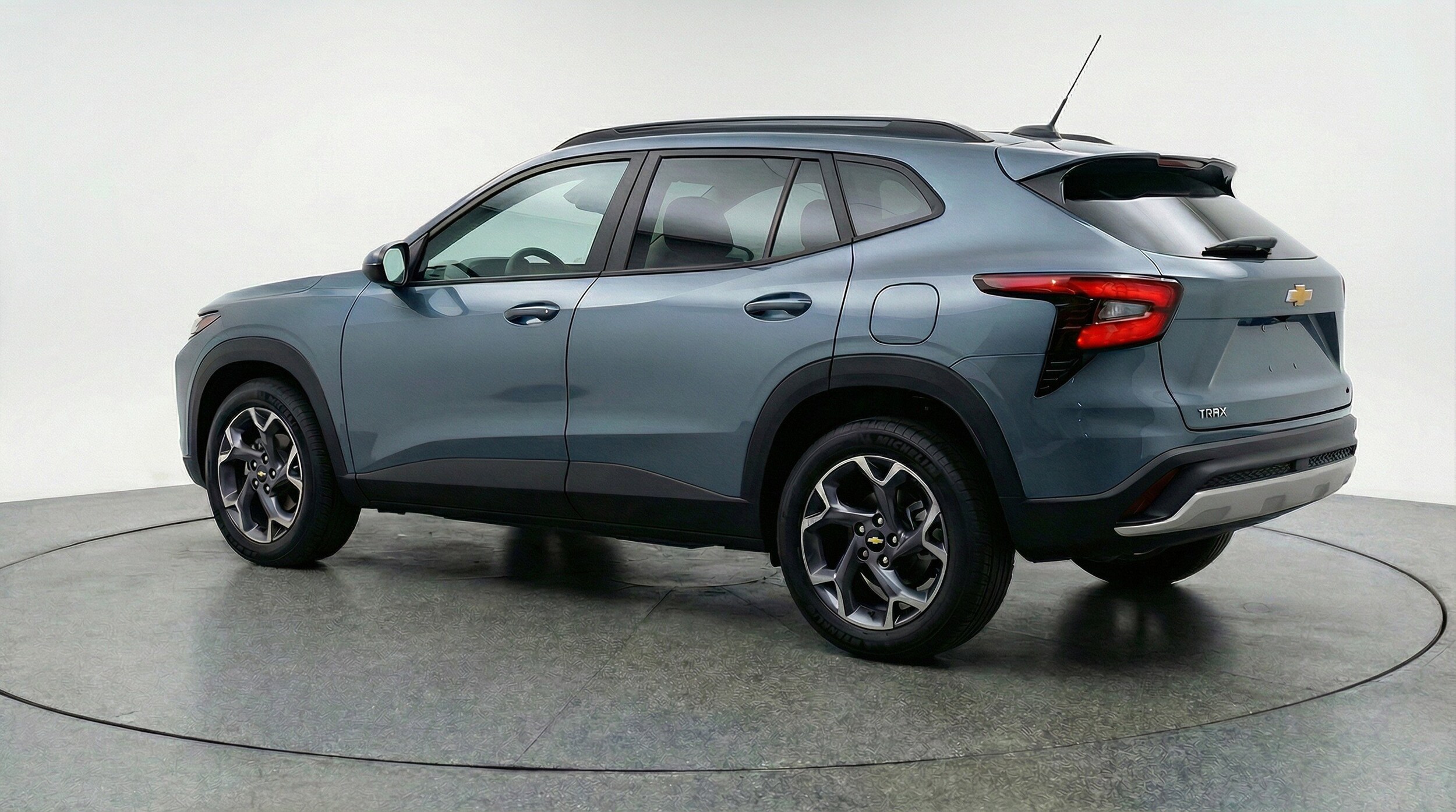 Thumbnail: 2025 Chevrolet Trax - 6