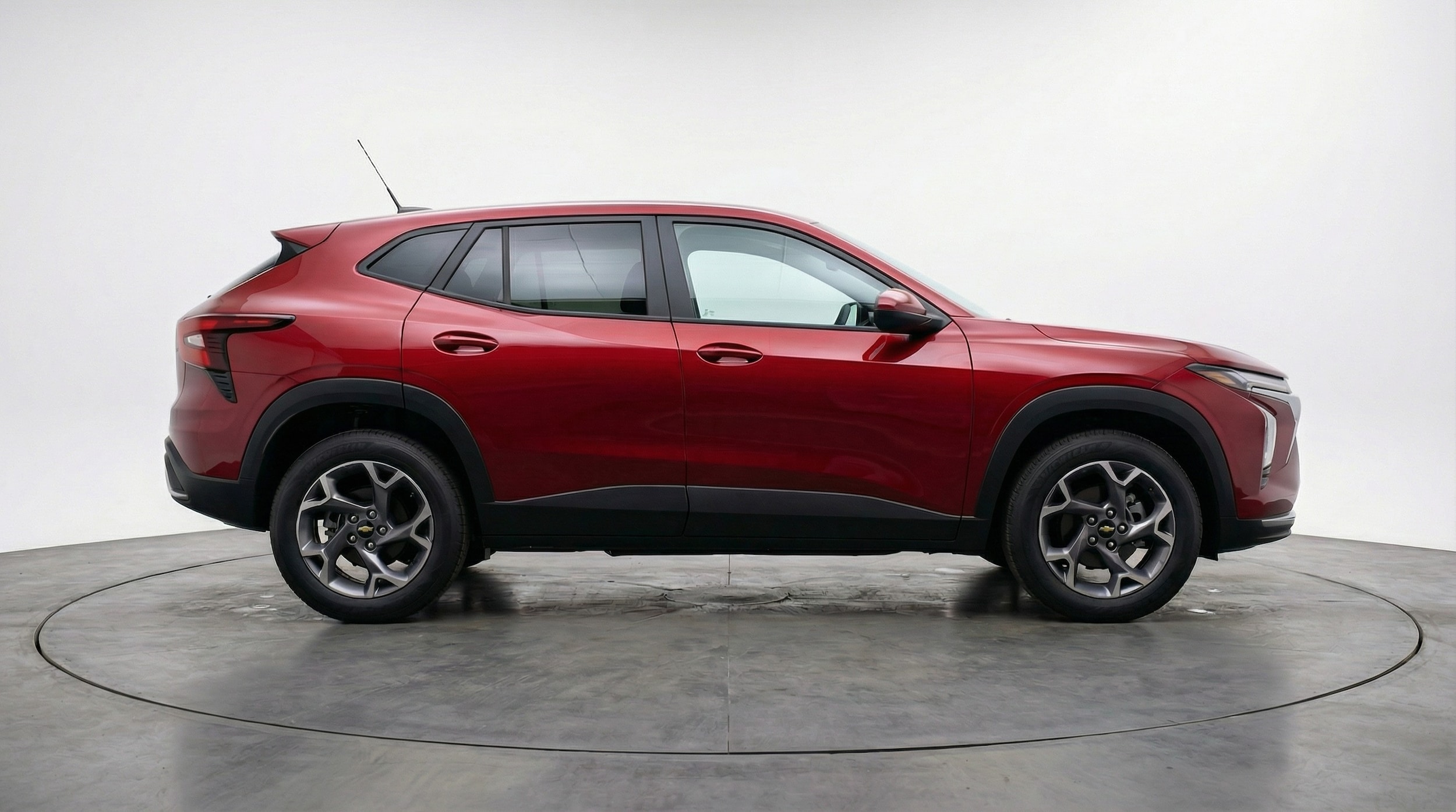 Thumbnail: 2025 Chevrolet Trax - 8