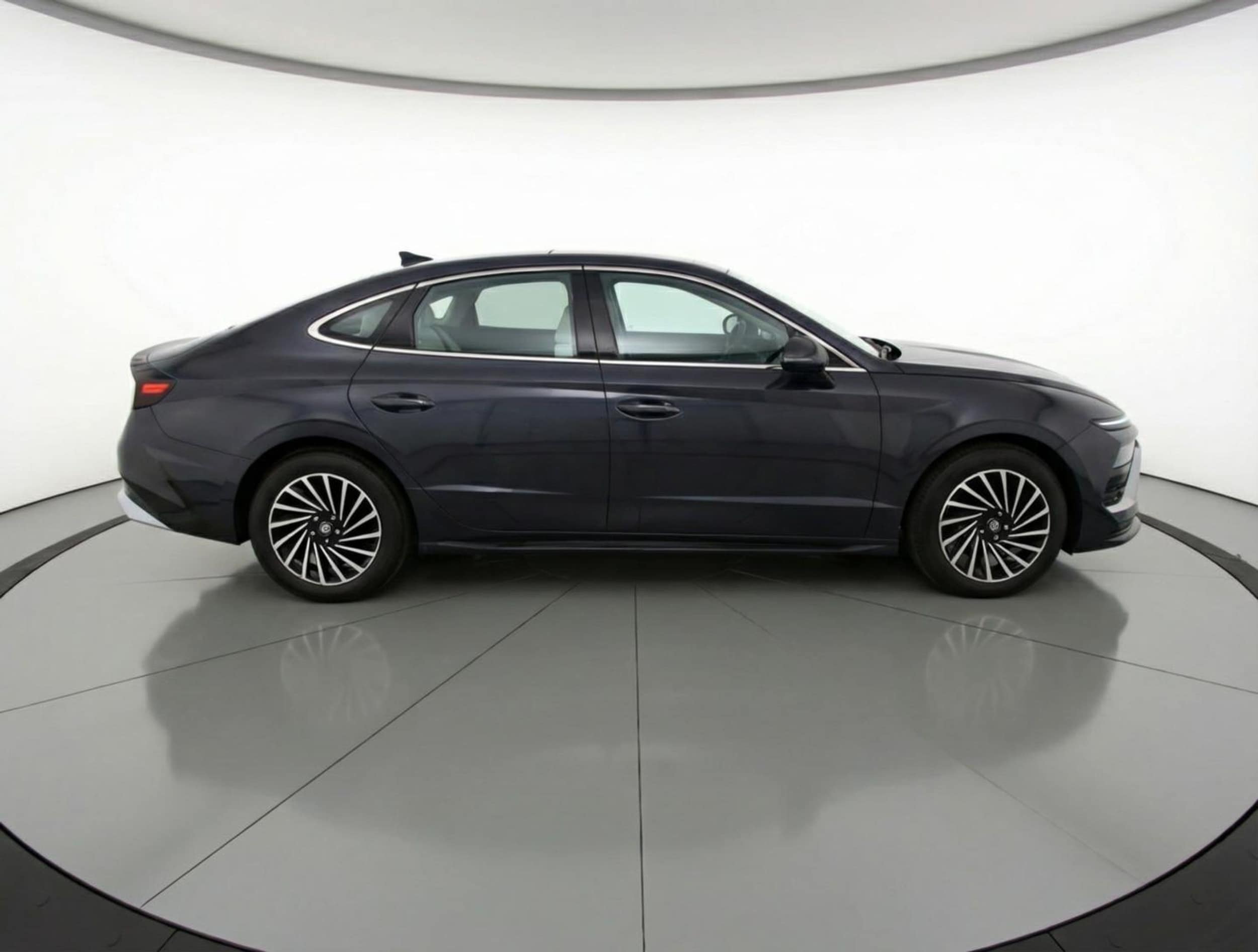 Thumbnail: 2025 Hyundai Sonata - 8