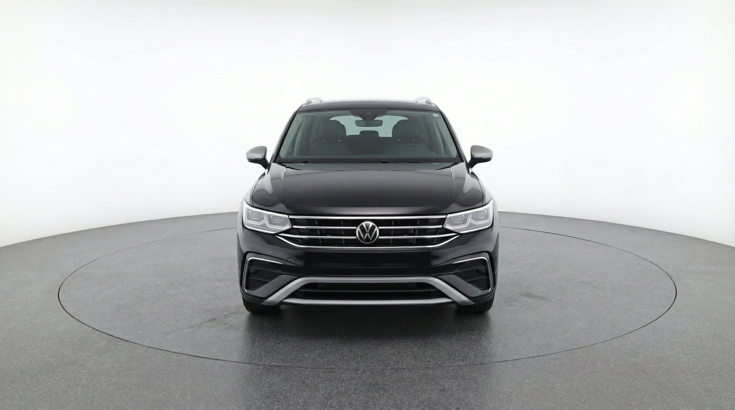 Thumbnail: 2026 Volkswagen Tiguan - 2