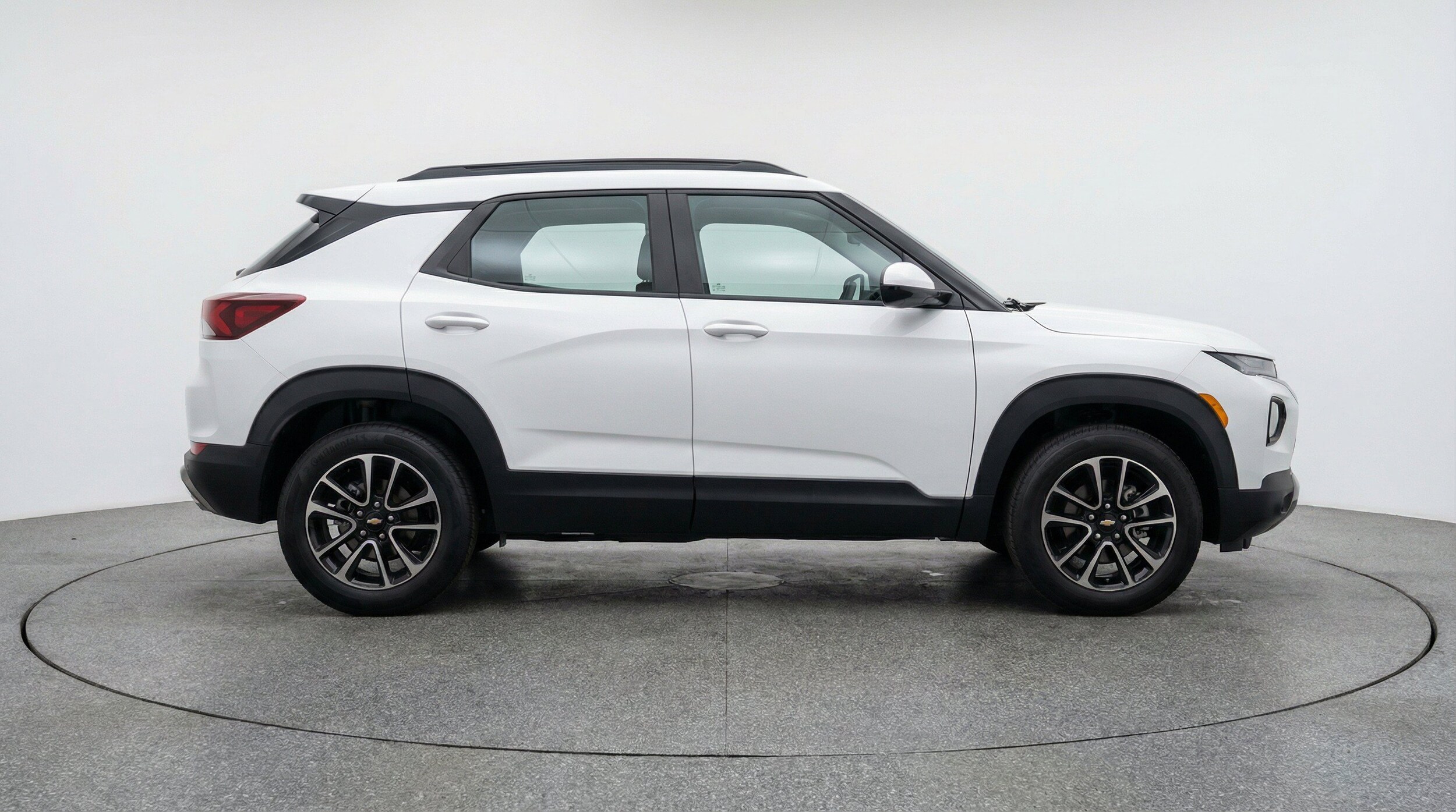 Thumbnail: 2025 Chevrolet TrailBlazer - 11