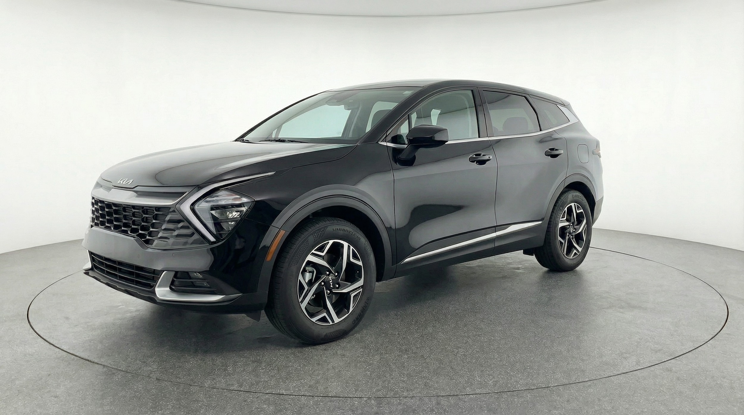 Thumbnail: 2025 Kia Sportage - 3