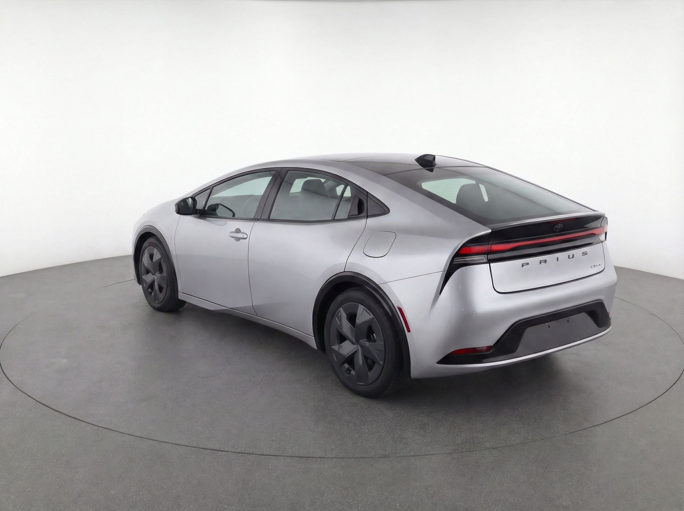 Thumbnail: 2025 Toyota Prius - 5