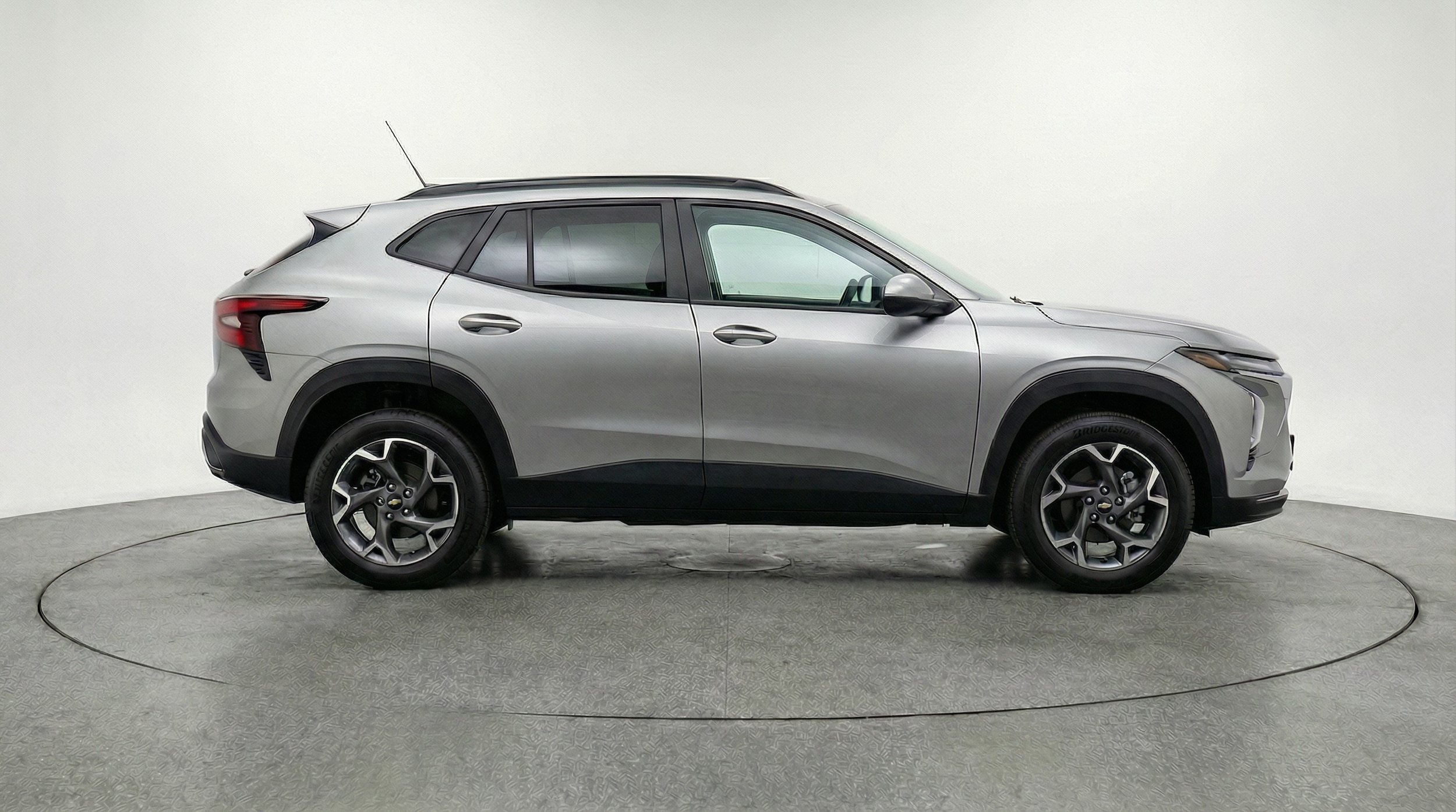 Thumbnail: 2025 Chevrolet Trax - 8