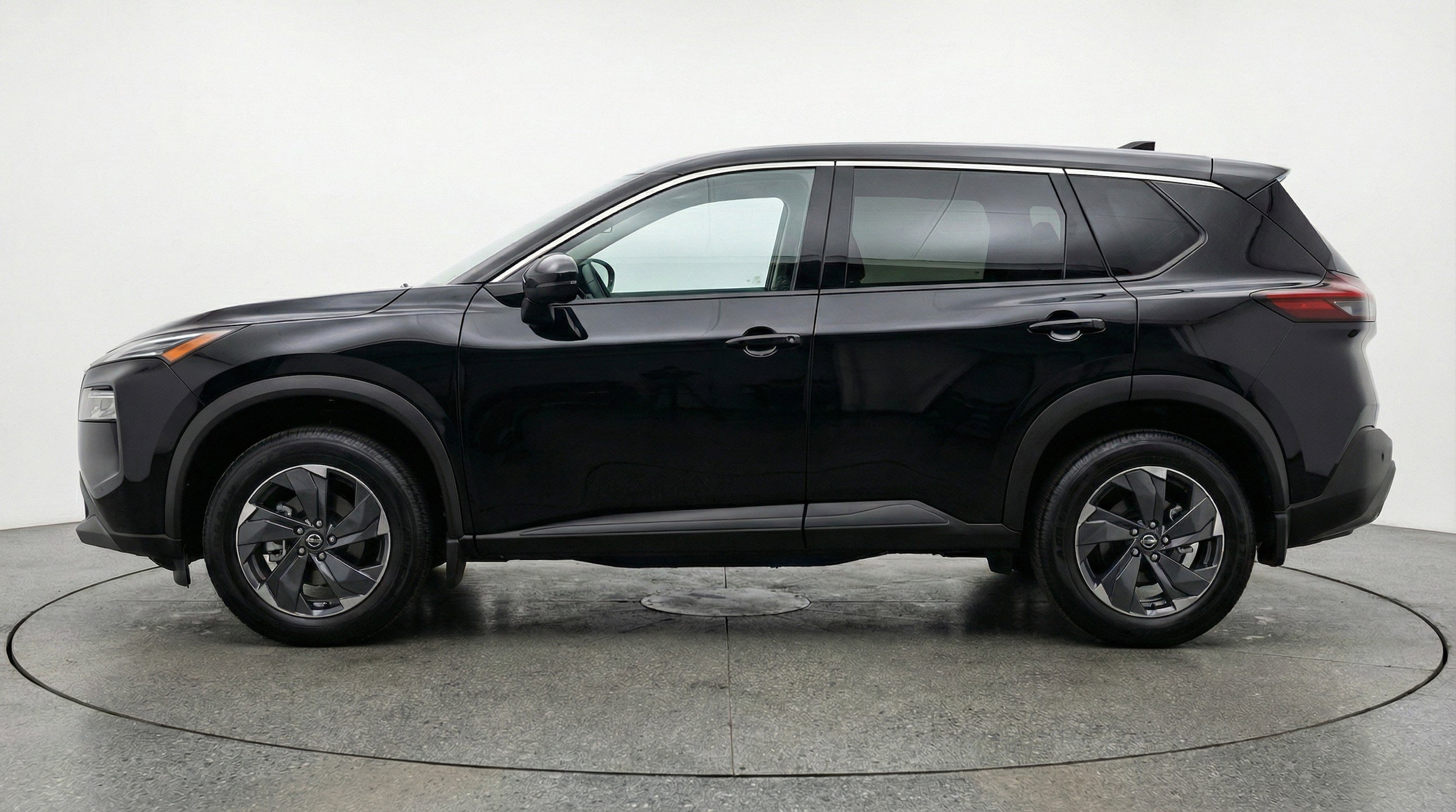 Thumbnail: 2025 Nissan Rogue - 5