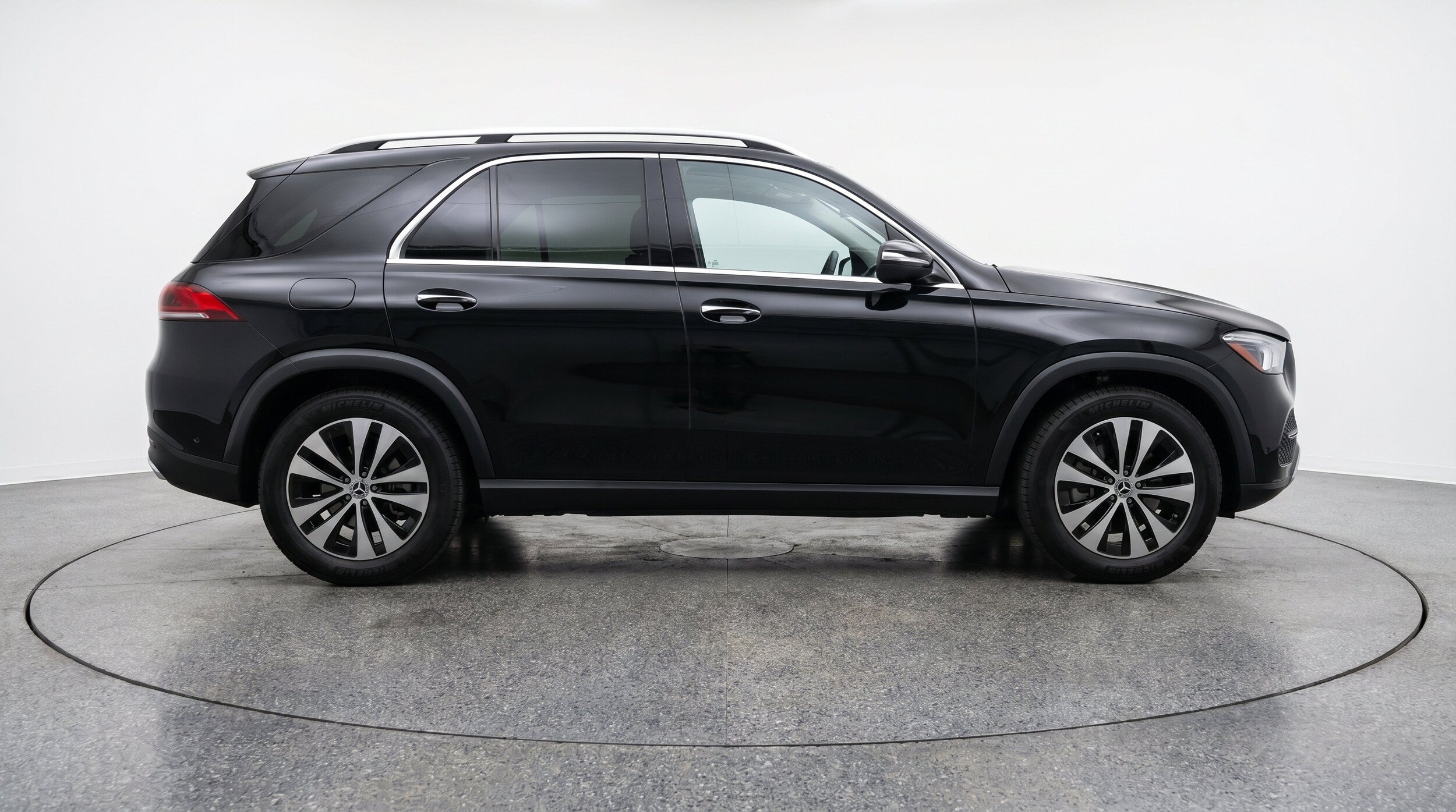 Thumbnail: 2026 Mercedes-Benz GLE - 11