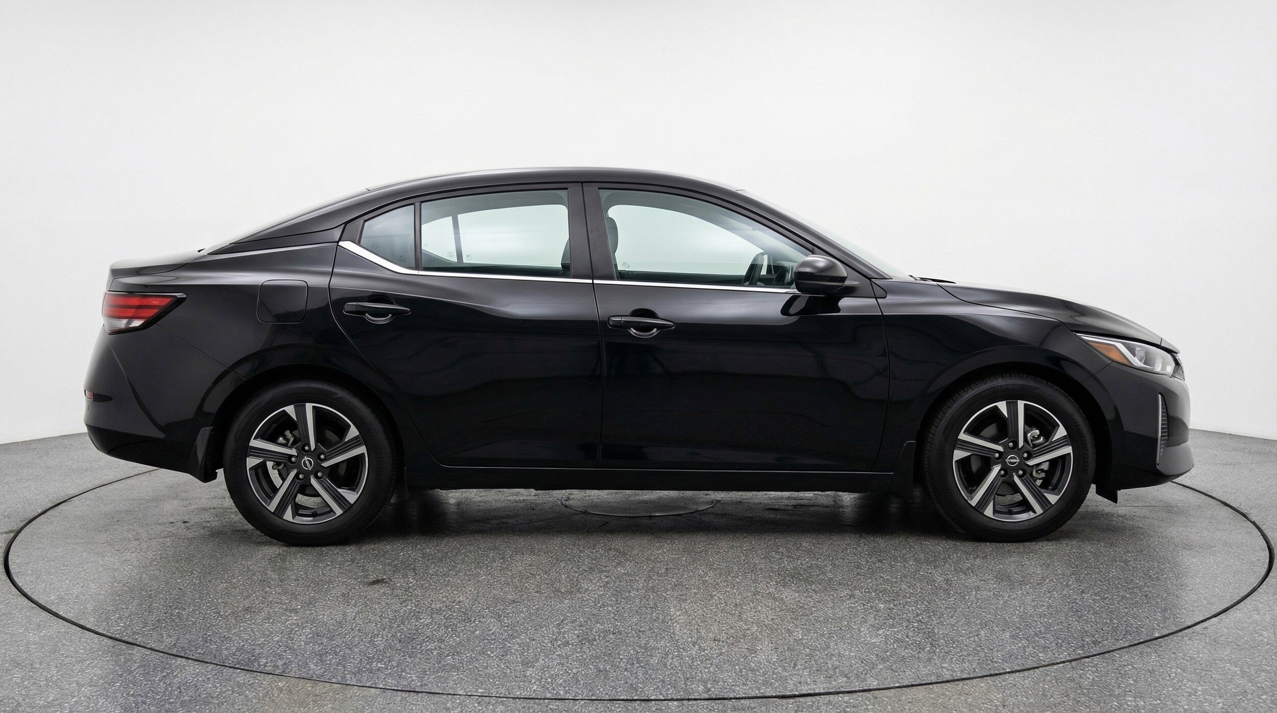Thumbnail: 2025 Nissan Sentra - 11
