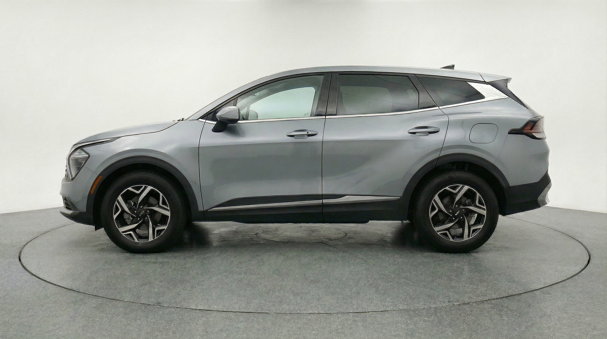 Thumbnail: 2025 Kia Sportage - 5