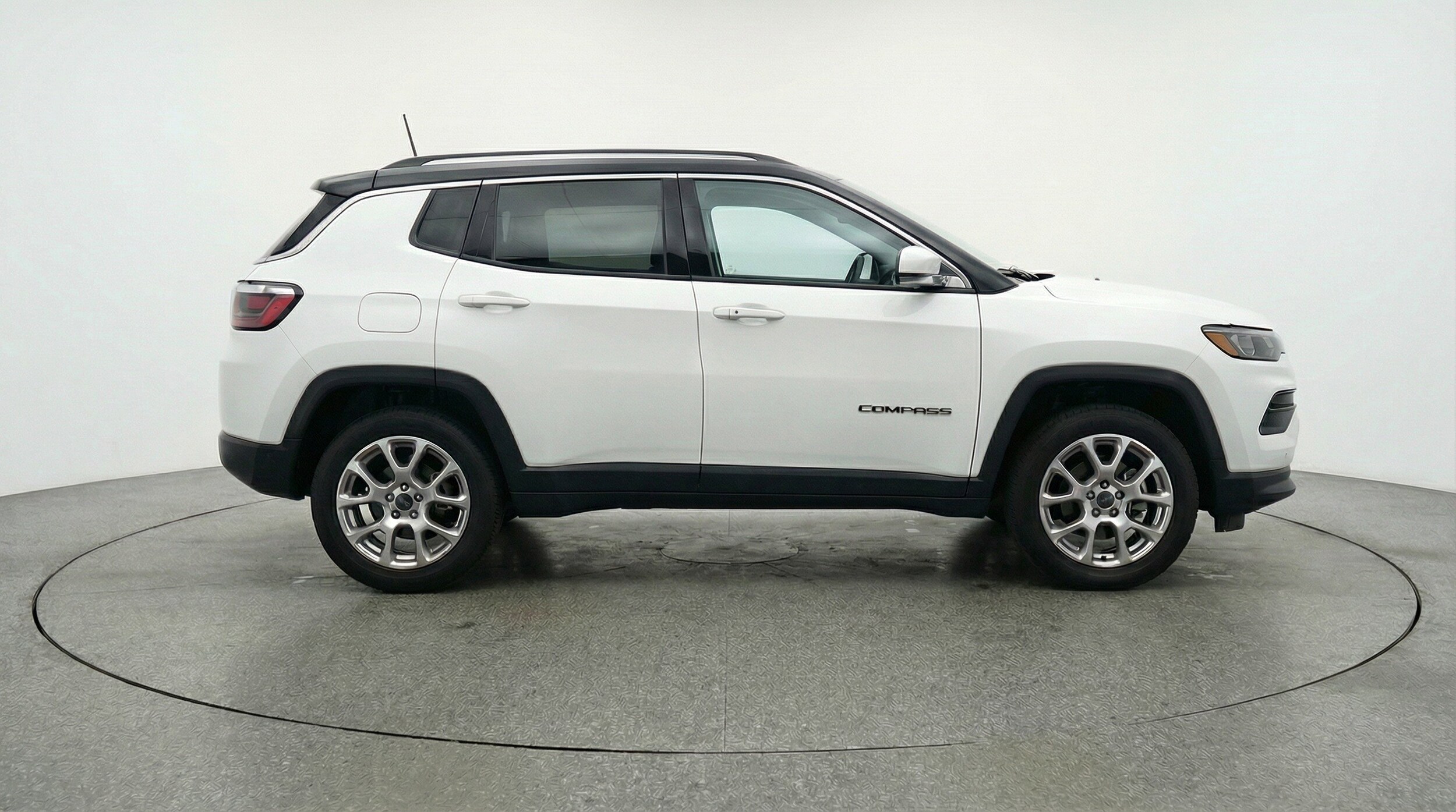 Thumbnail: 2025 Jeep Compass - 11