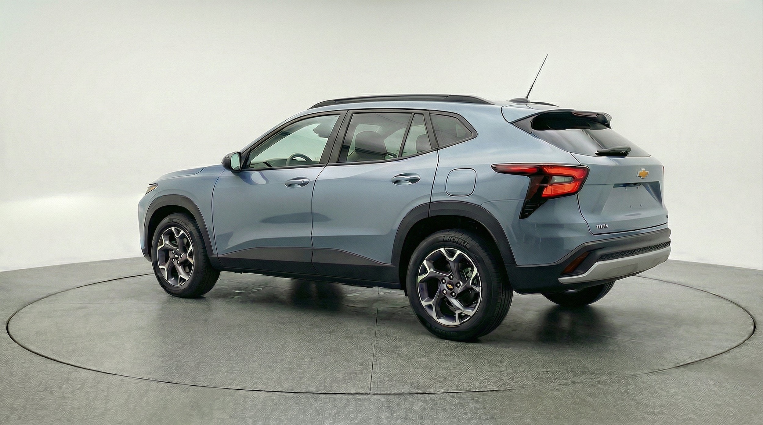 Thumbnail: 2025 Chevrolet Trax - 6