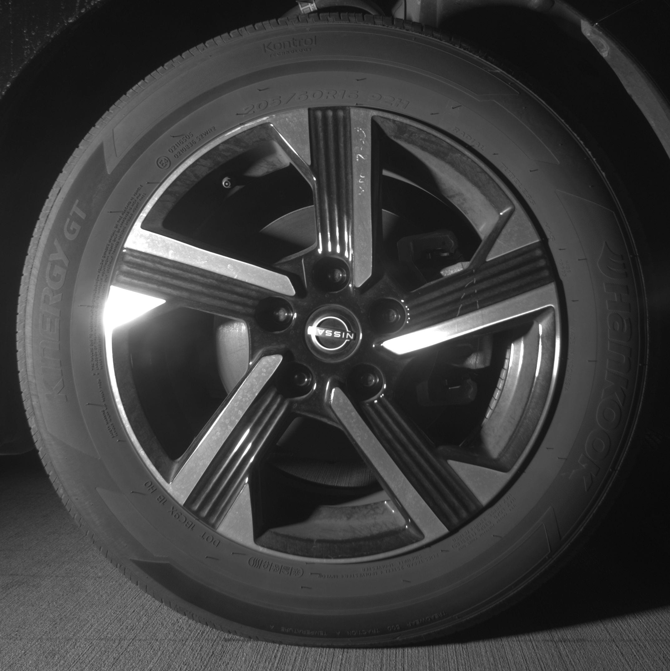 Thumbnail: 2025 Nissan Sentra - 10