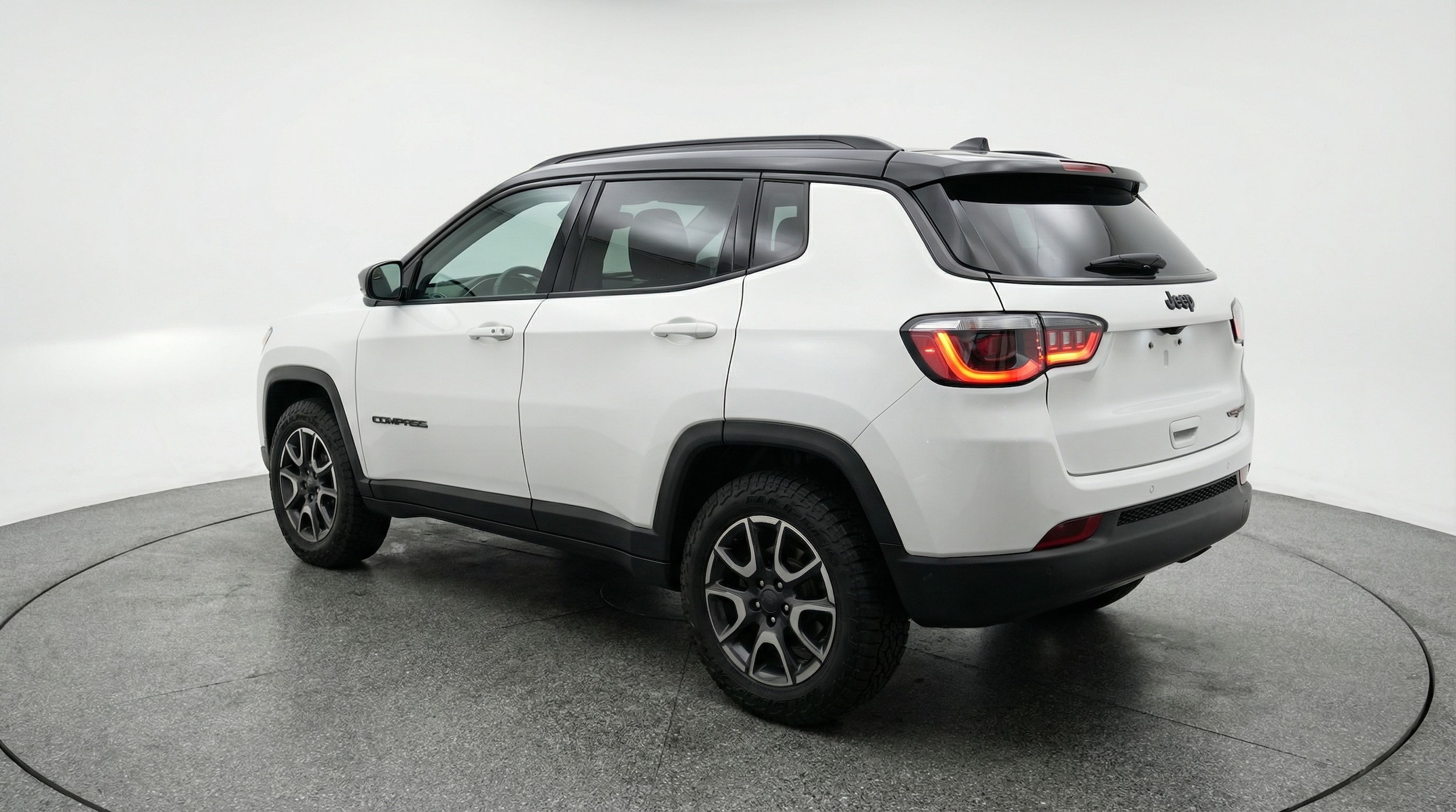 Thumbnail: 2025 Jeep Compass - 5