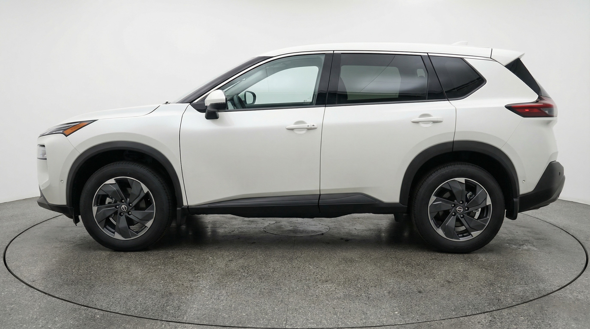 Thumbnail: 2025 Nissan Rogue - 4