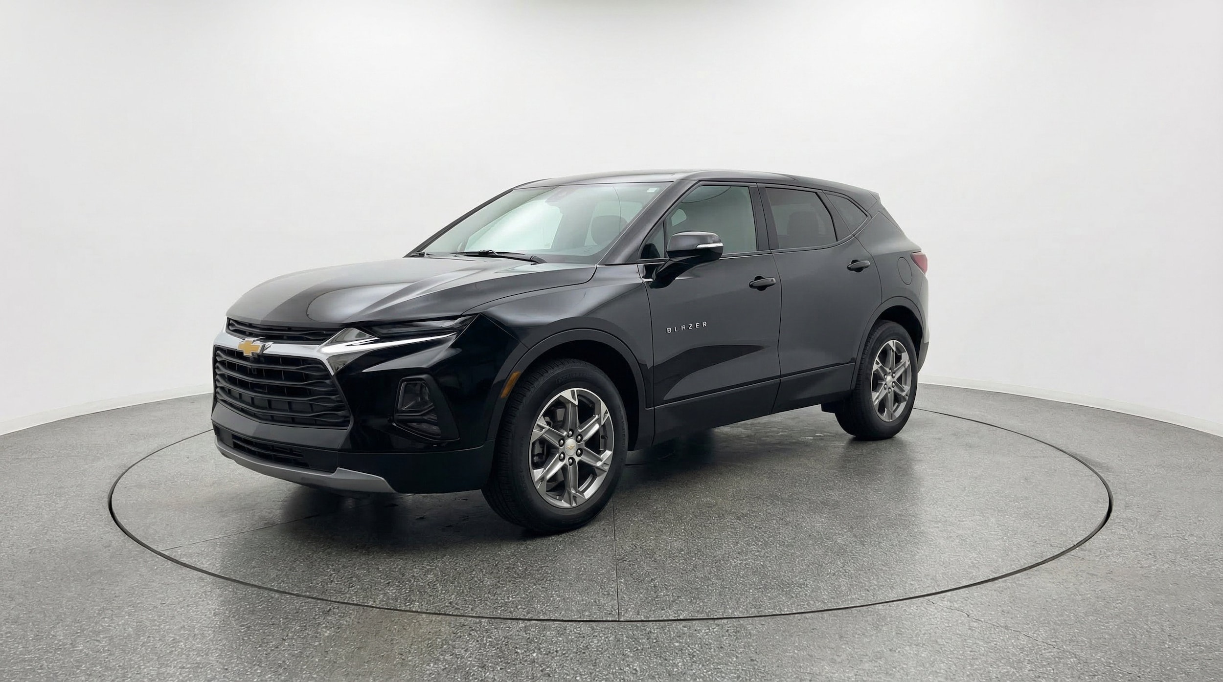 Thumbnail: 2025 Chevrolet Blazer - 3