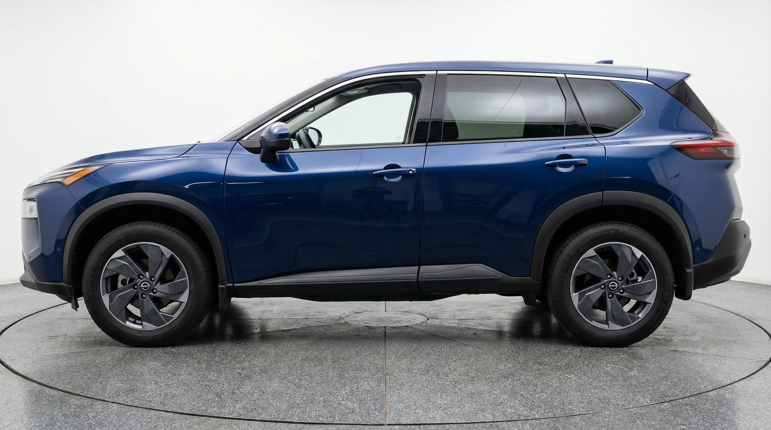 Thumbnail: 2025 Nissan Rogue - 4