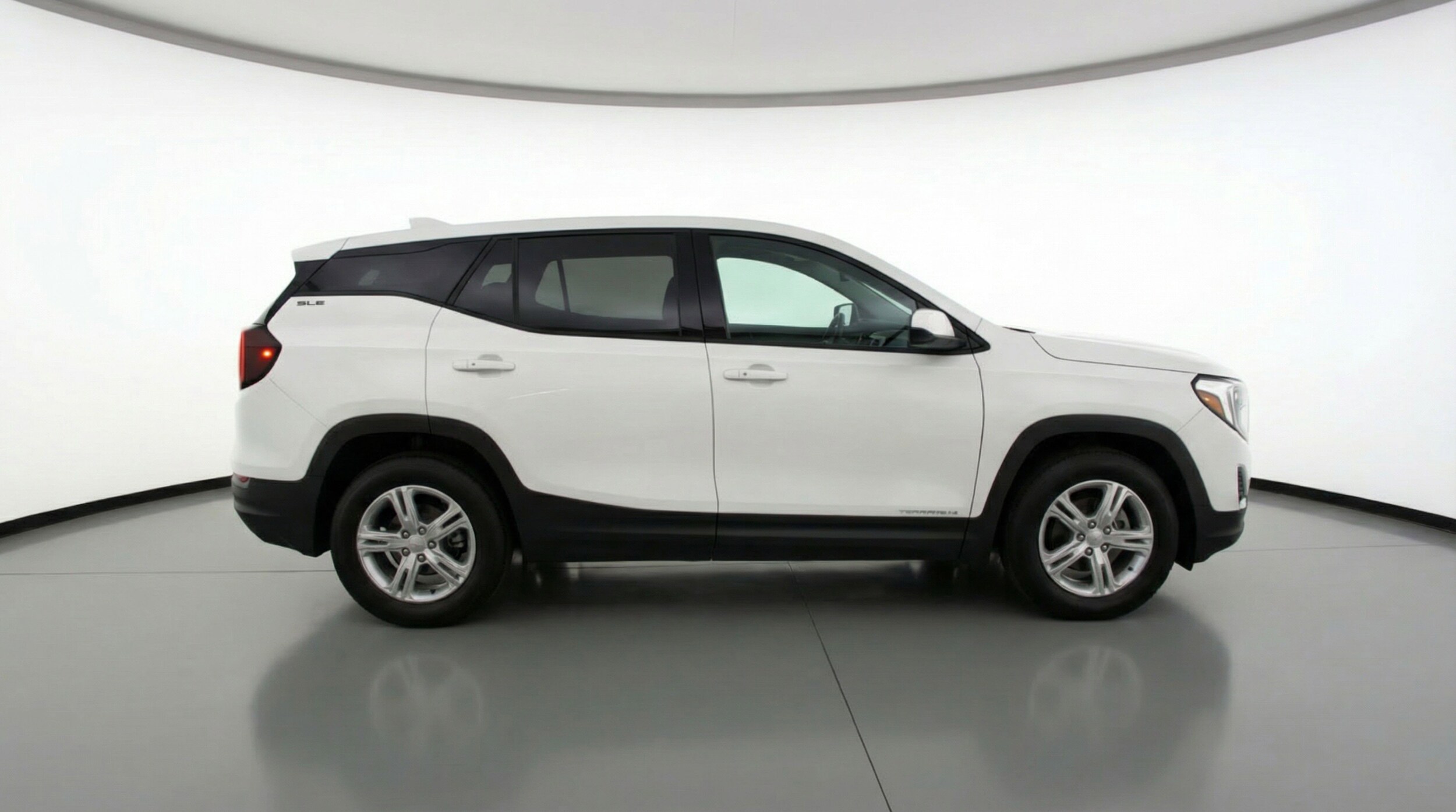 Thumbnail: 2024 GMC Terrain - 11